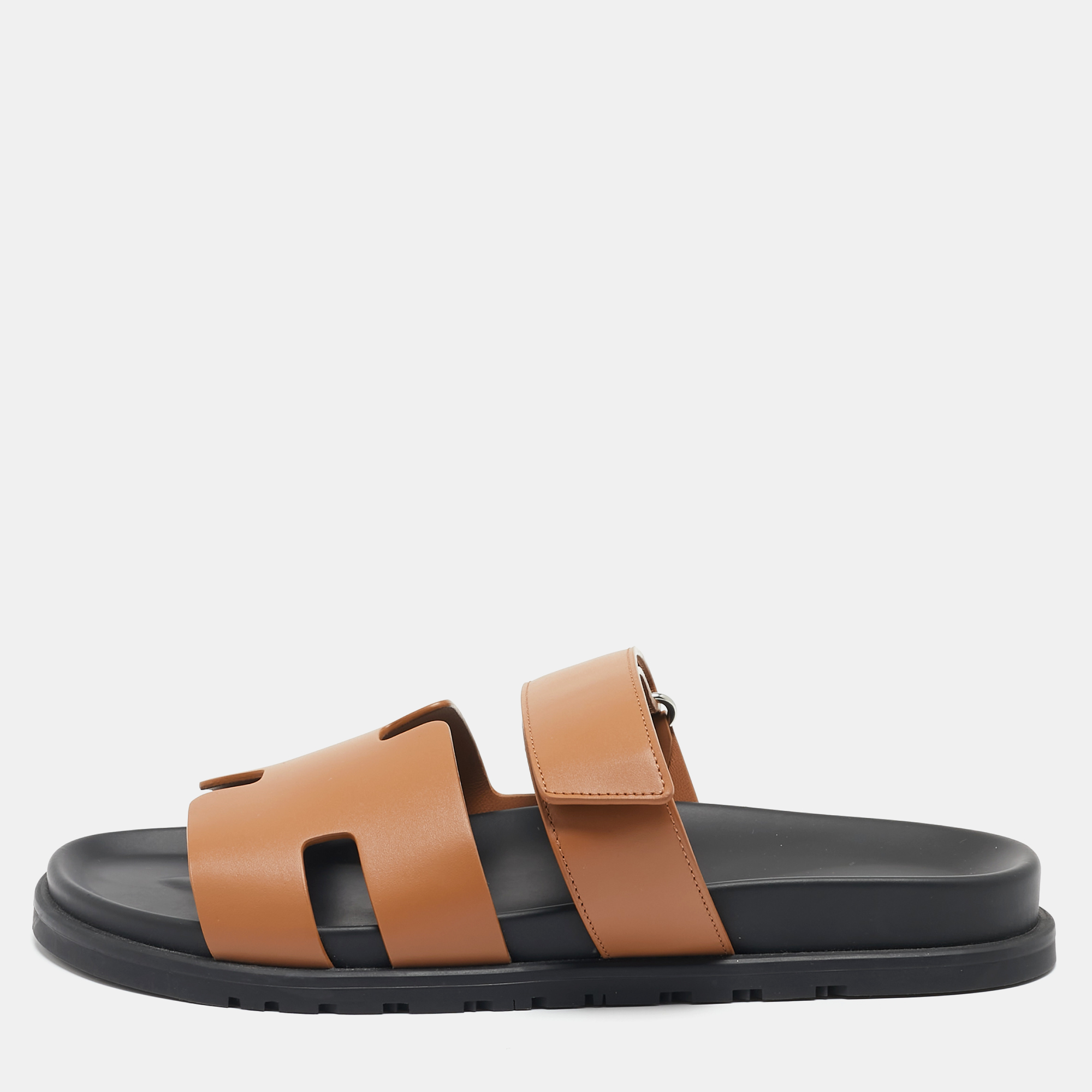 

Hermes Brown Leather Chypre Flat Sandals Size