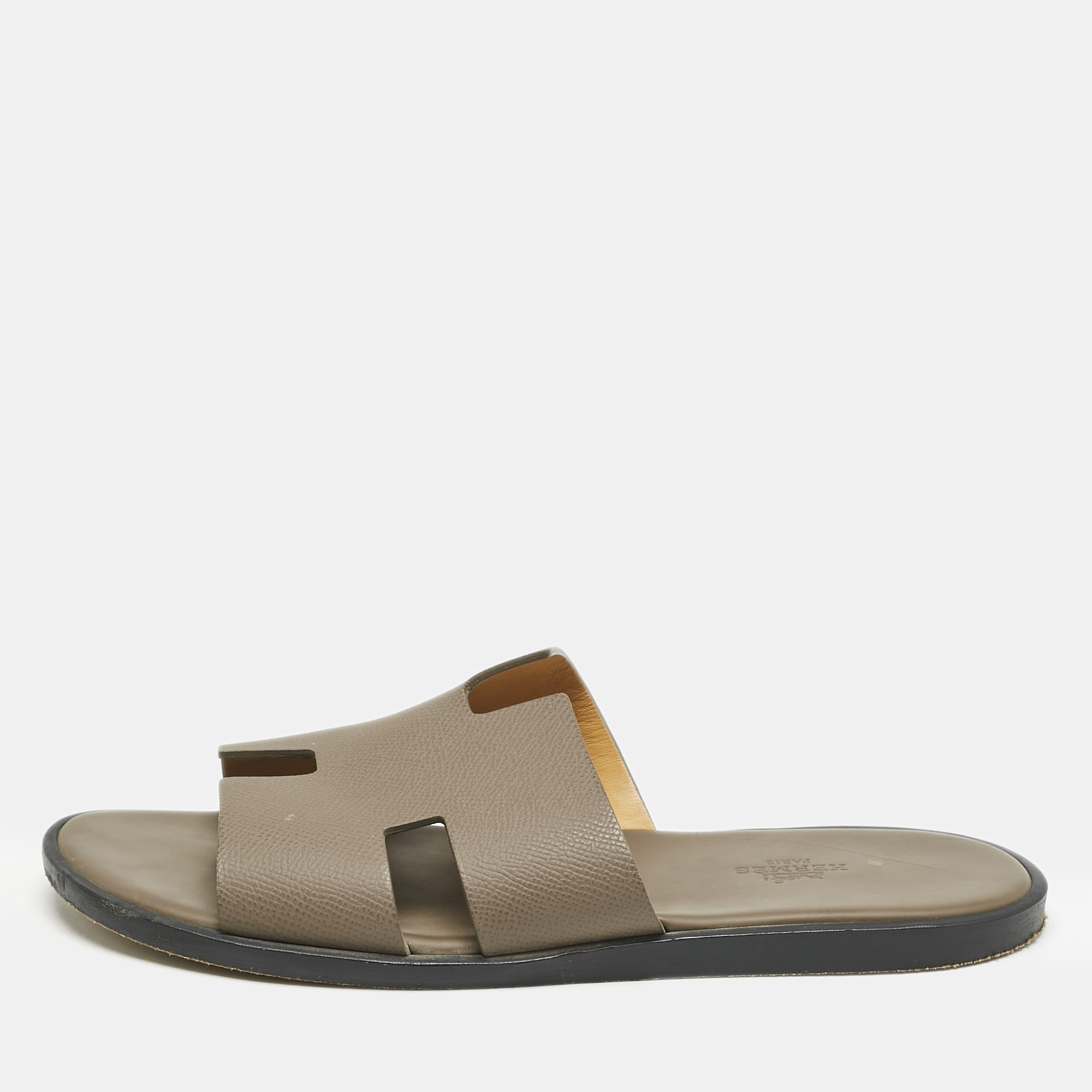 

Hermes Brown Leather Izmir Flat Slides Size