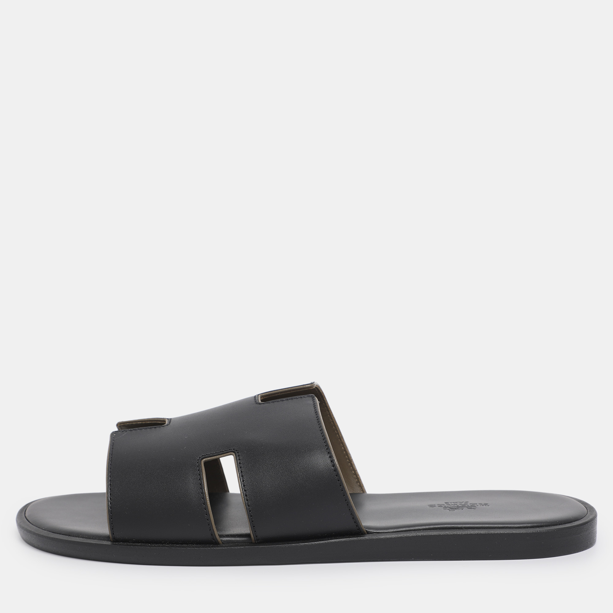 

Hermés Black Leather Izmir Flat Slides Size