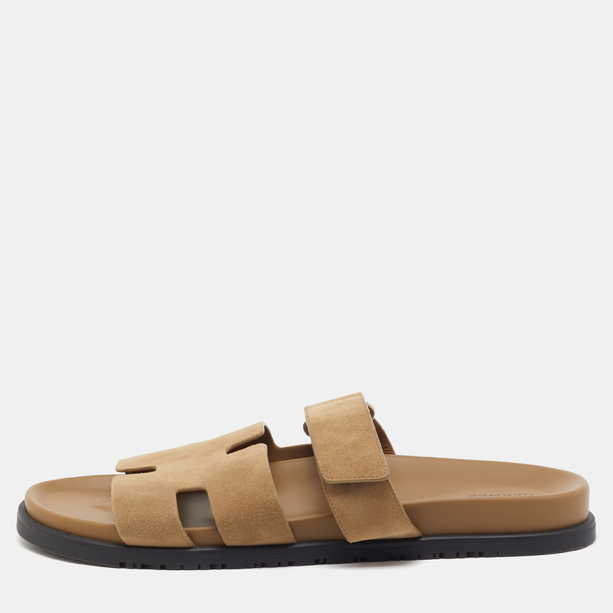 

Hermès Beige Leather and Suede Chypre Flat Sandals Size
