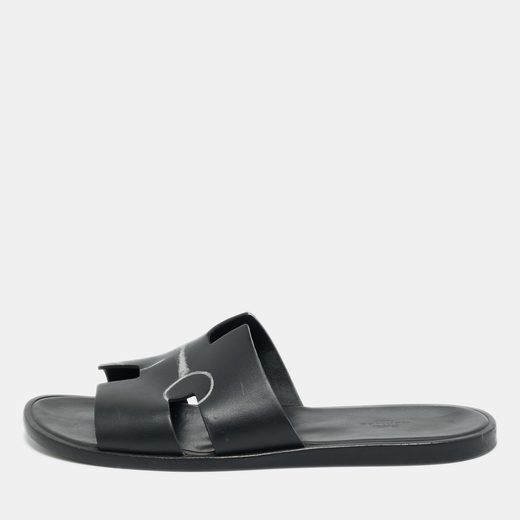 

Hermes Black Printed Leather Izmir Flat Slides Size