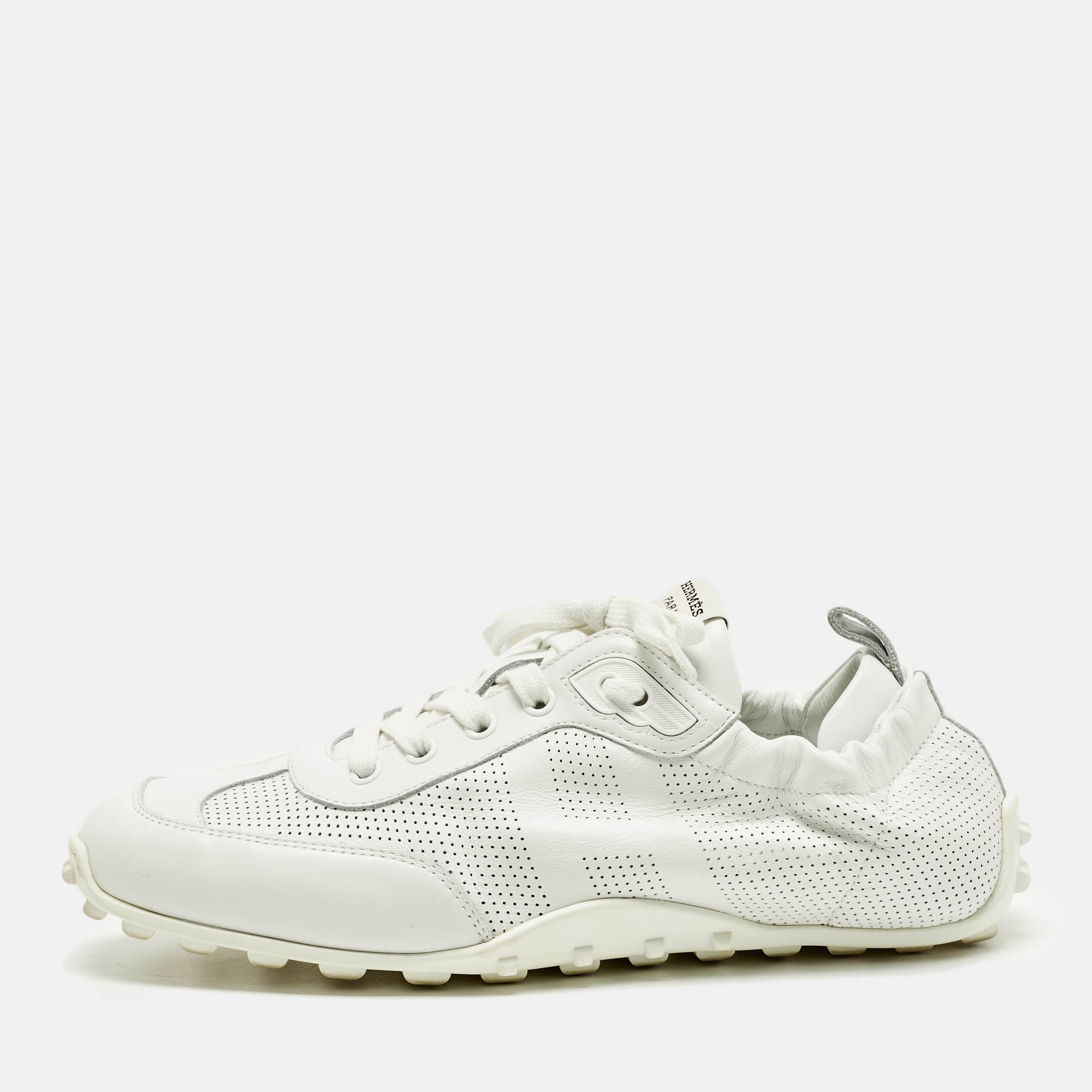 Pre-owned Hermes In Size 40 White Perforated Leather Low Top Sneakers