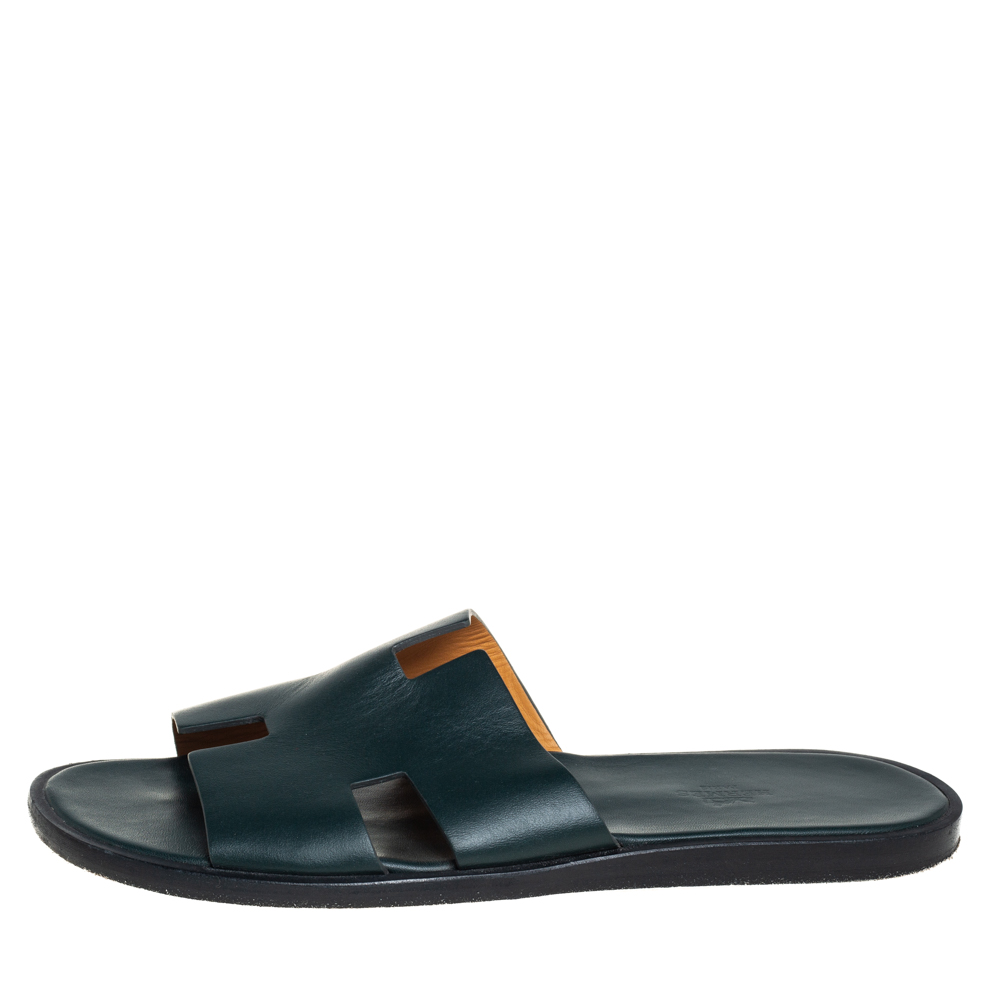 

Herm÷s Green Leather Izmir Flats Sandals Size