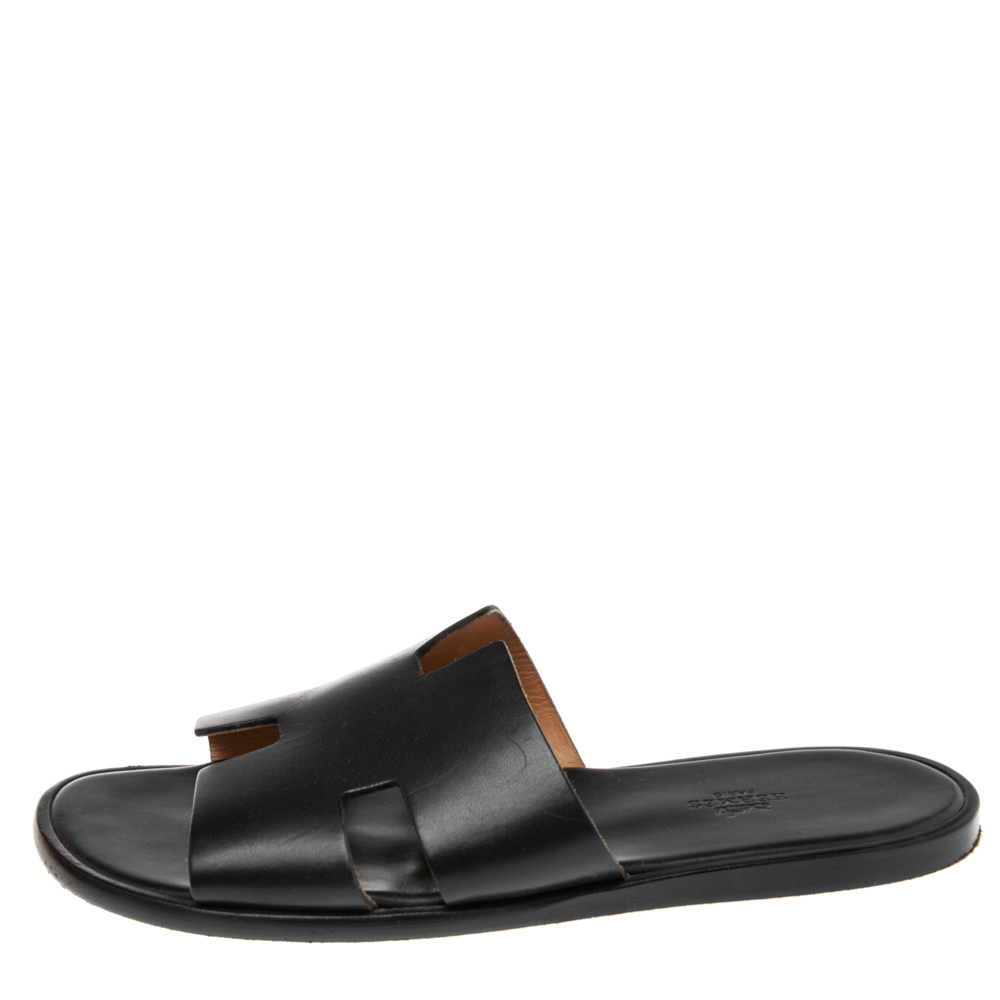 

Hermes Black Leather Izmir Flat Slides Size