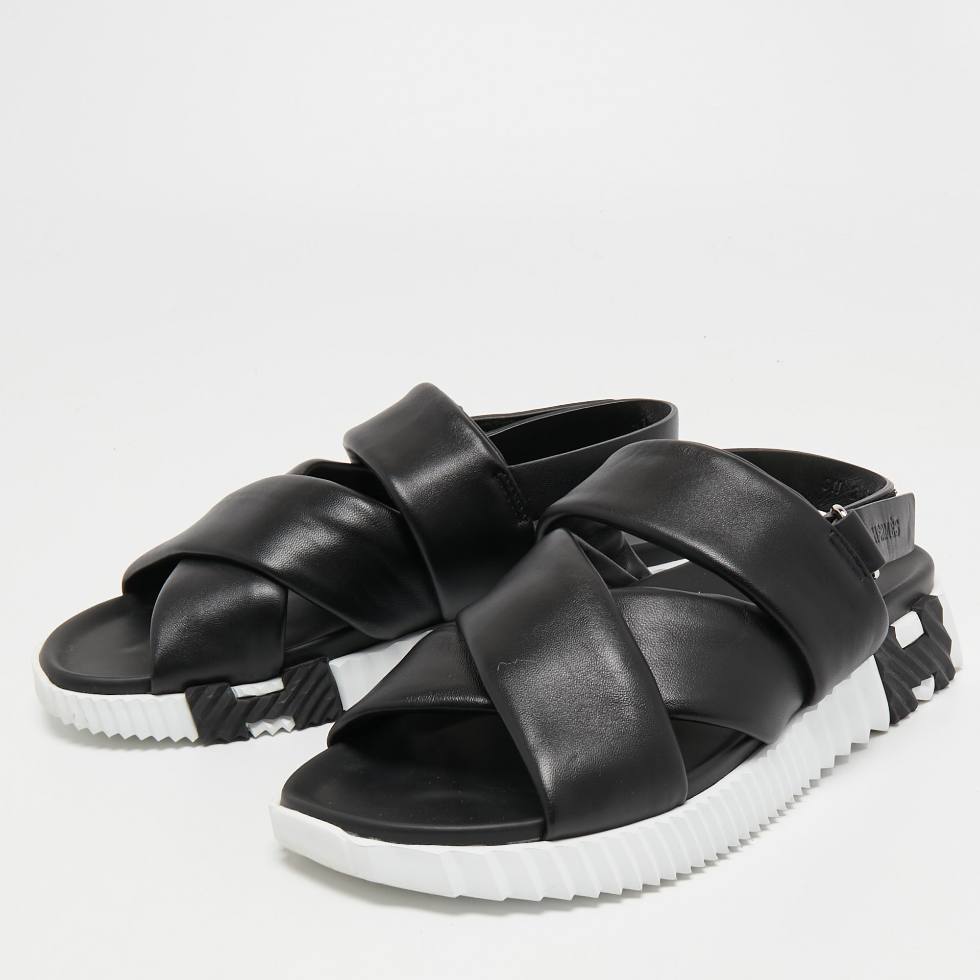 

Hermes Black Leather Electric Sandals Size