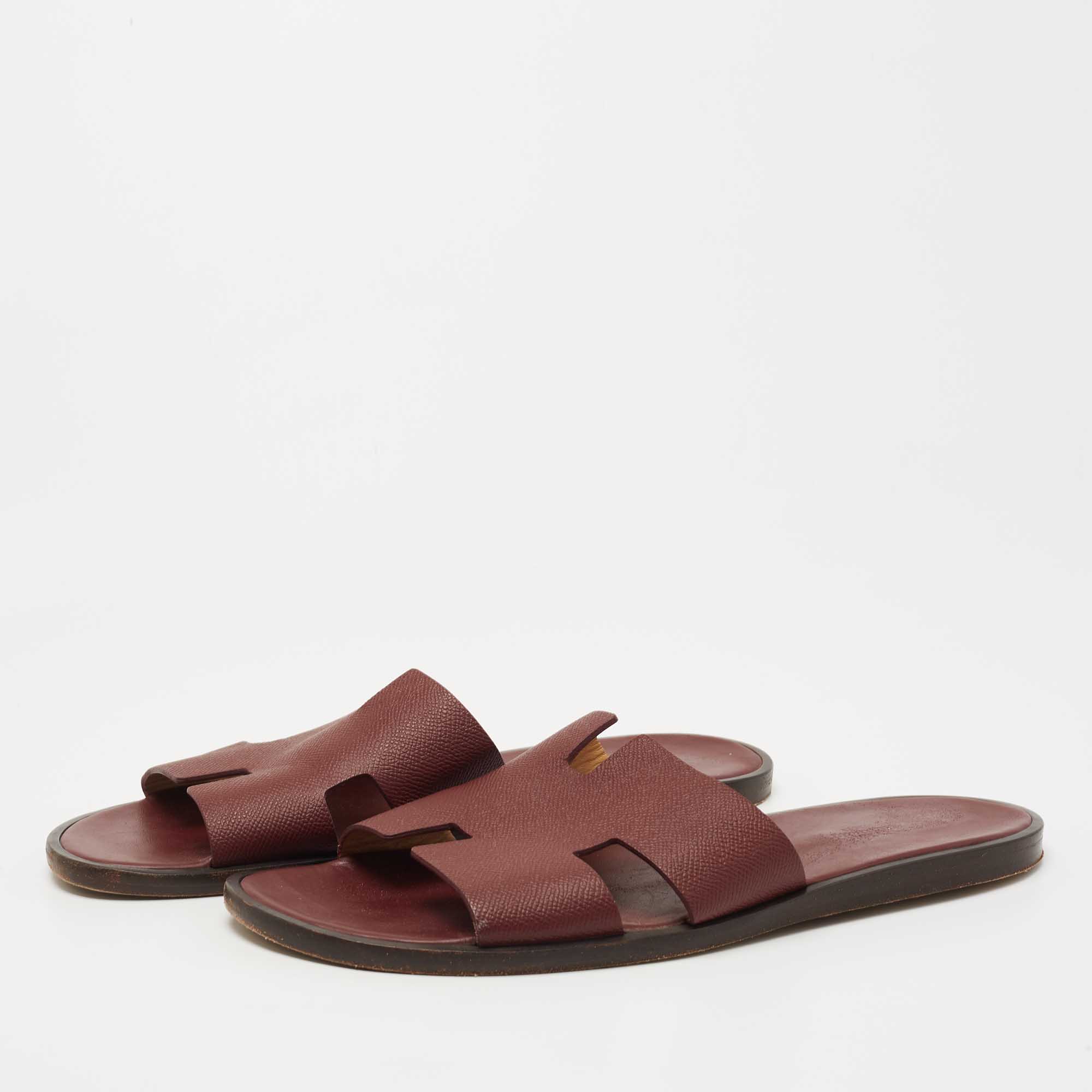 

Hermes Burgundy Leather Izmir Slides Size