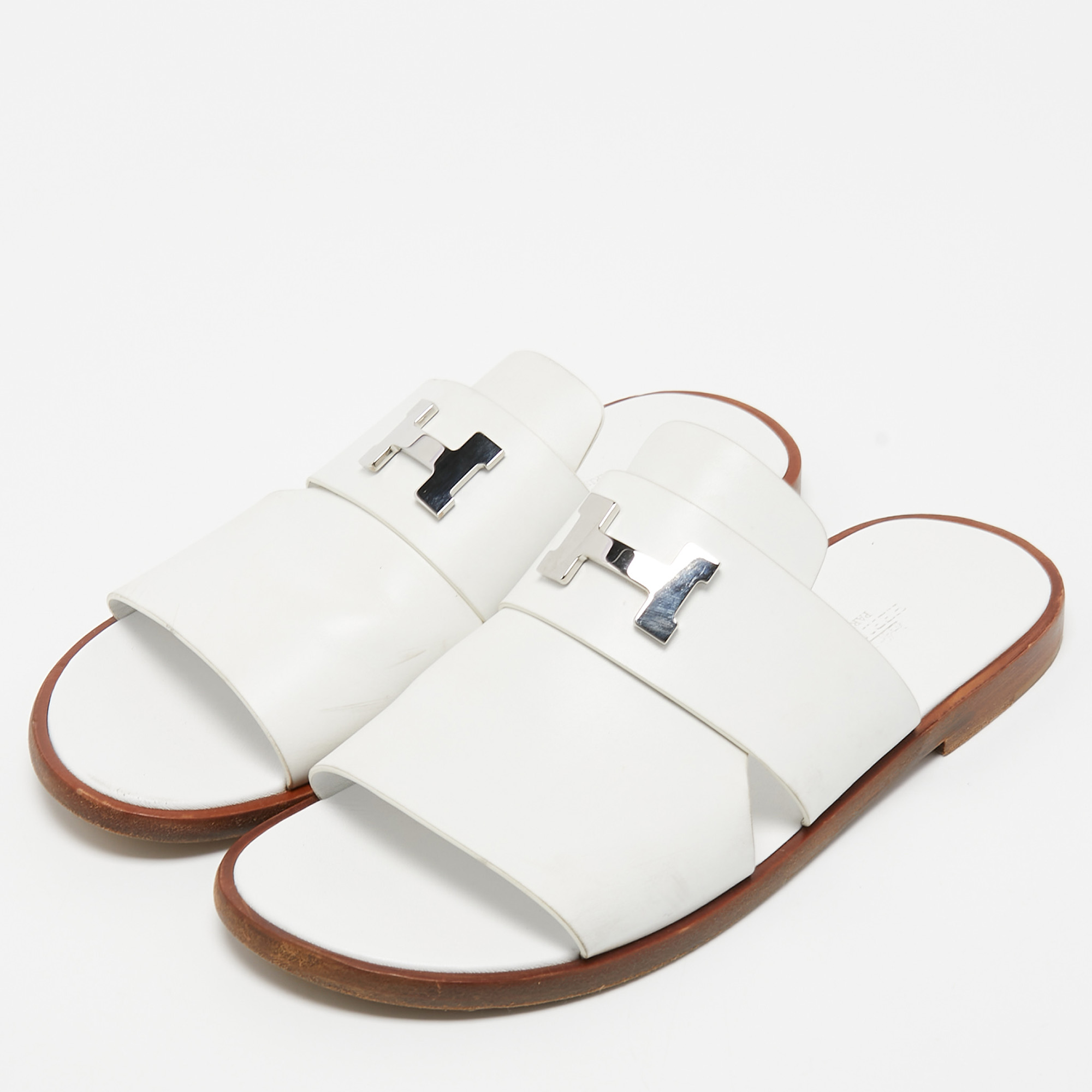 

Hermes White Leather Arles Slides Size