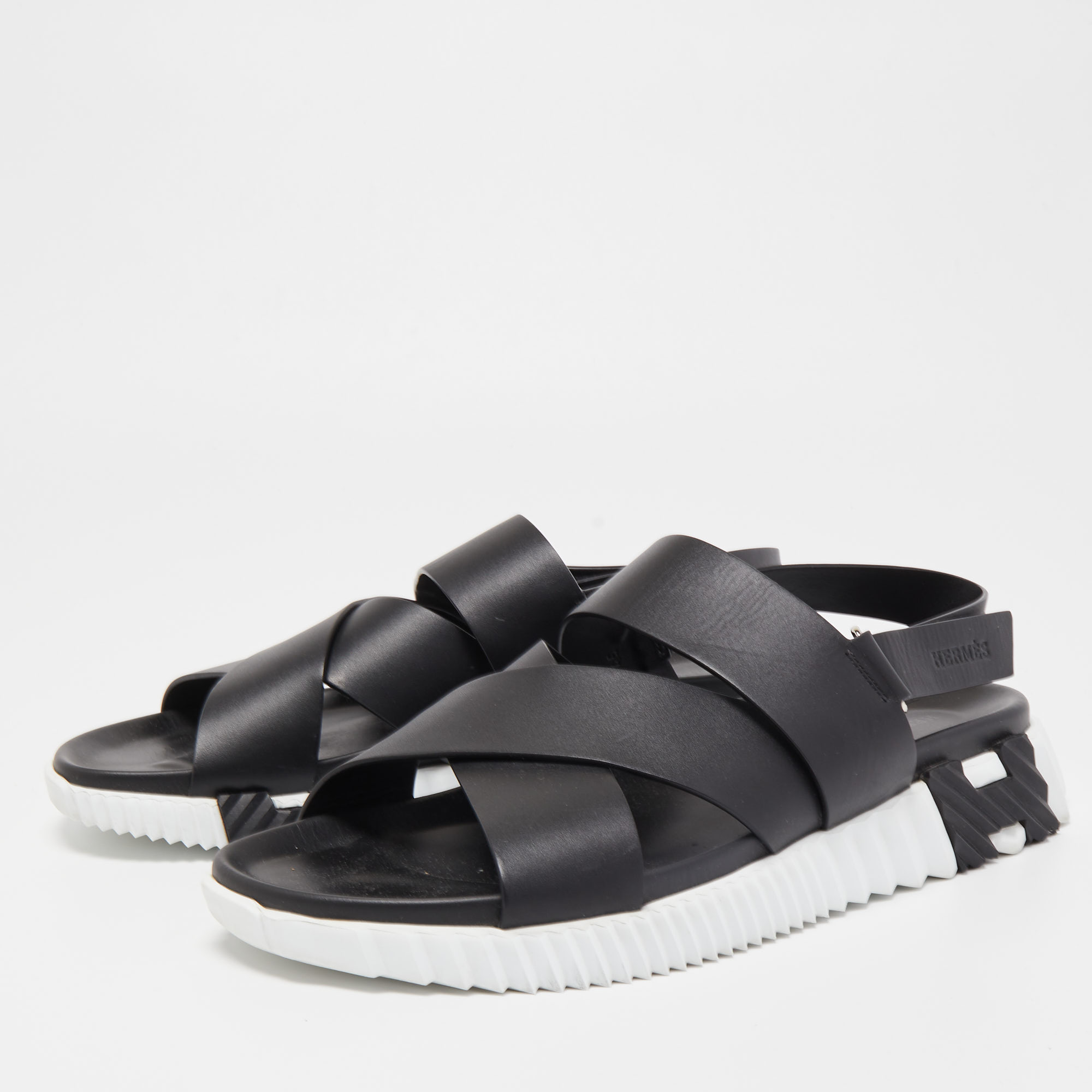

Hermes Black Leather Electric Sandals Size