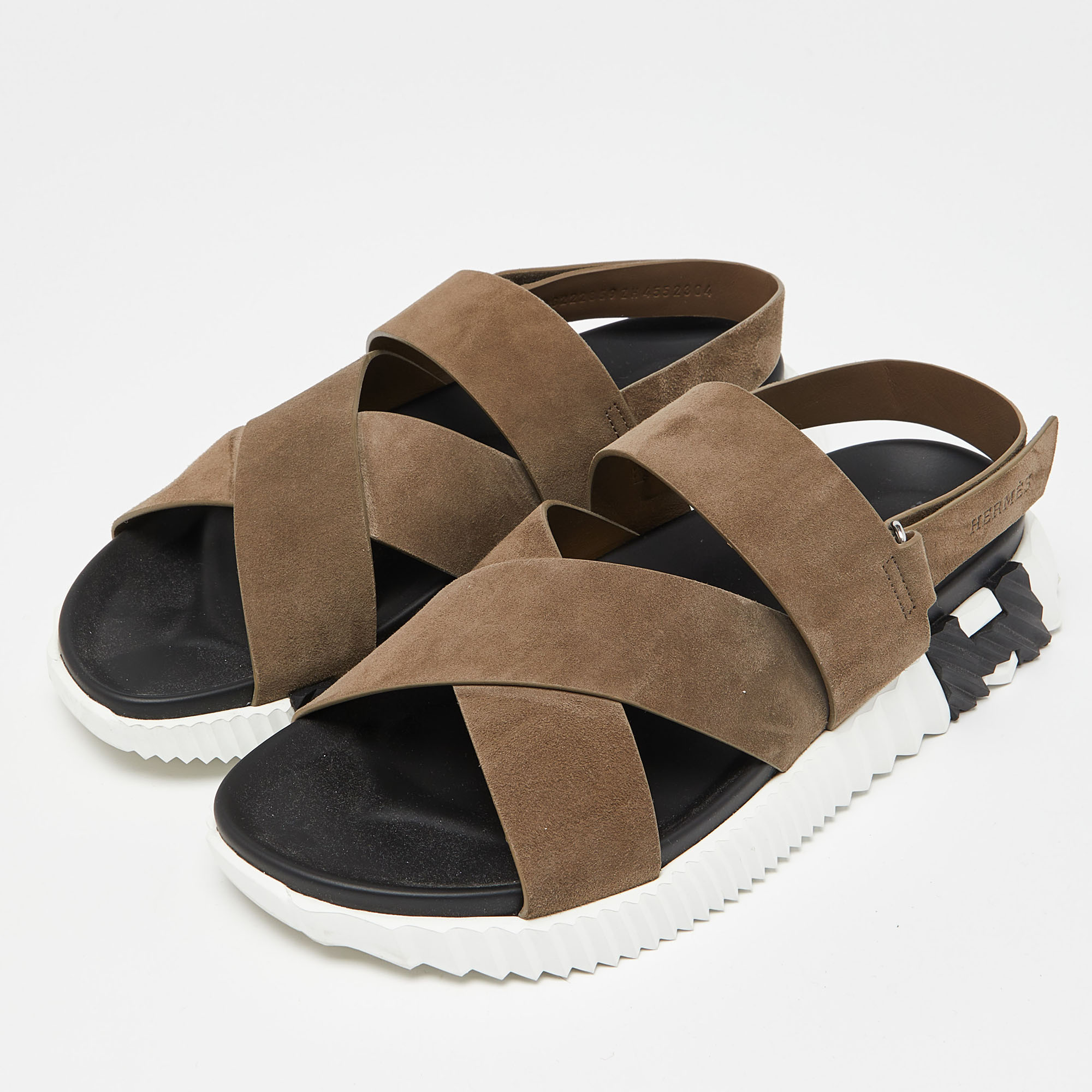 

Hermes Beige Suede Electric Sandals Size