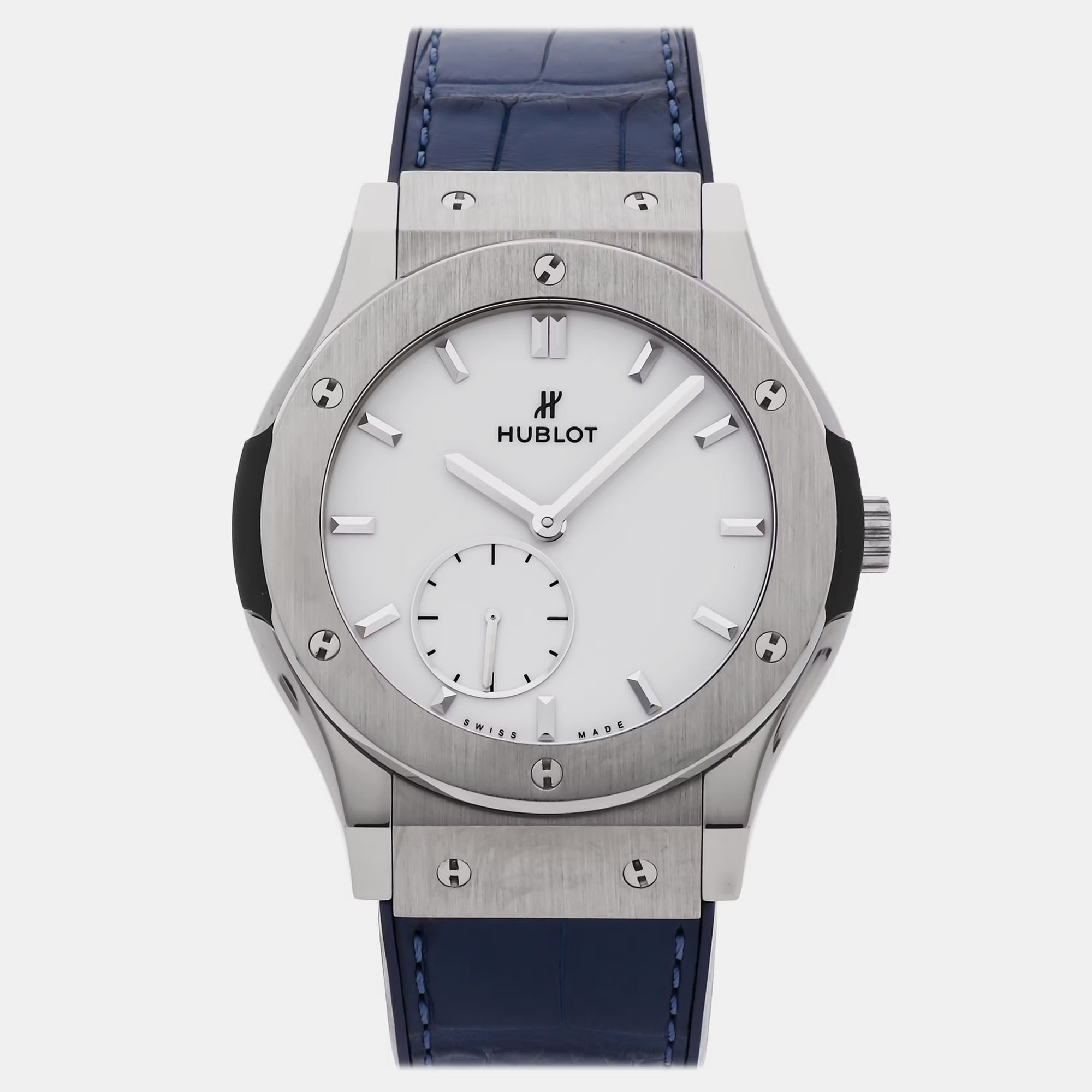 

Pre-Owned Hublot Classic Fusion 545.NX.2210.LR White Manual Winding Titanium Men's Wristwatch 42 MM