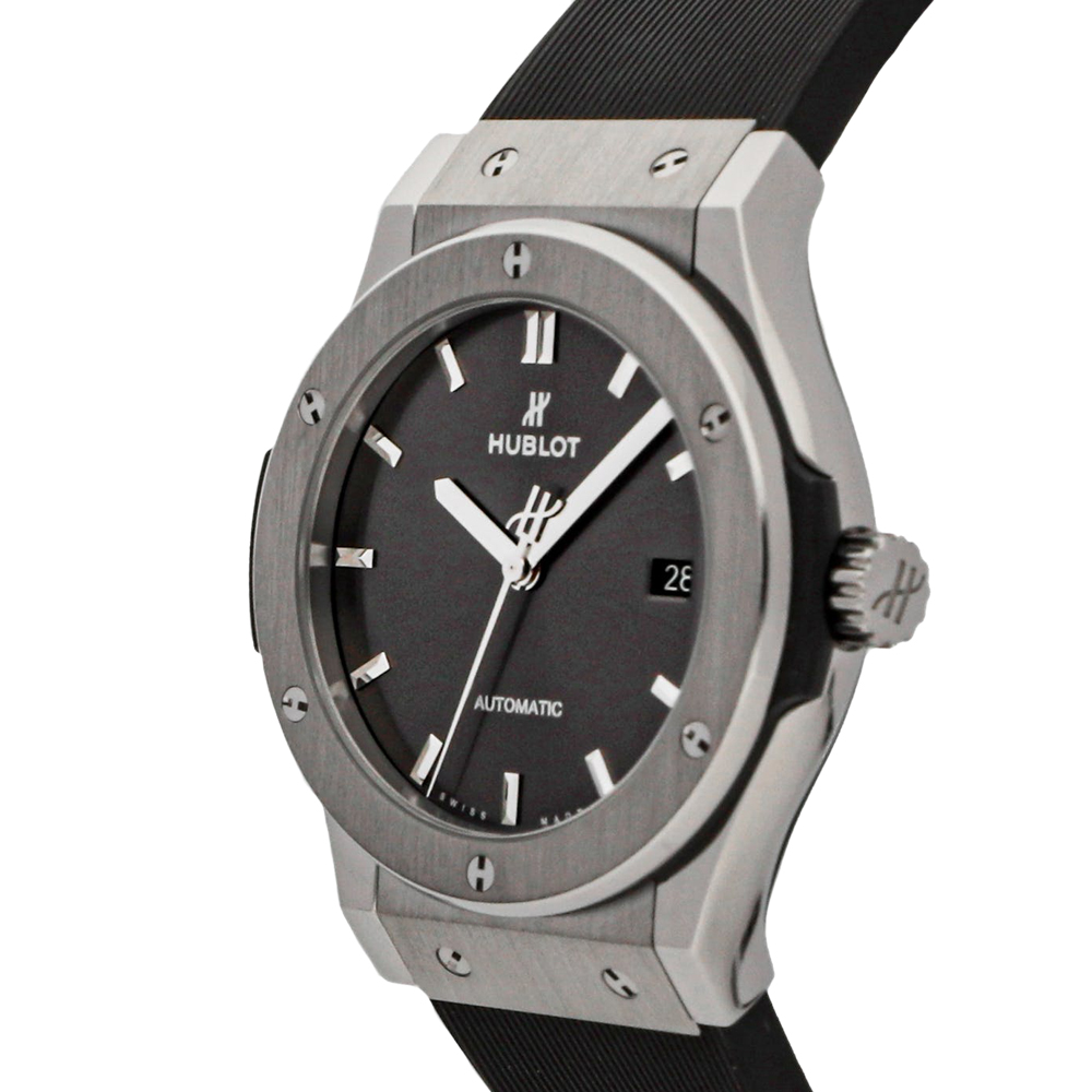 

Hublot Grey Titanium Classic Fusion 542.NX.7071.LR Men's Wristwatch