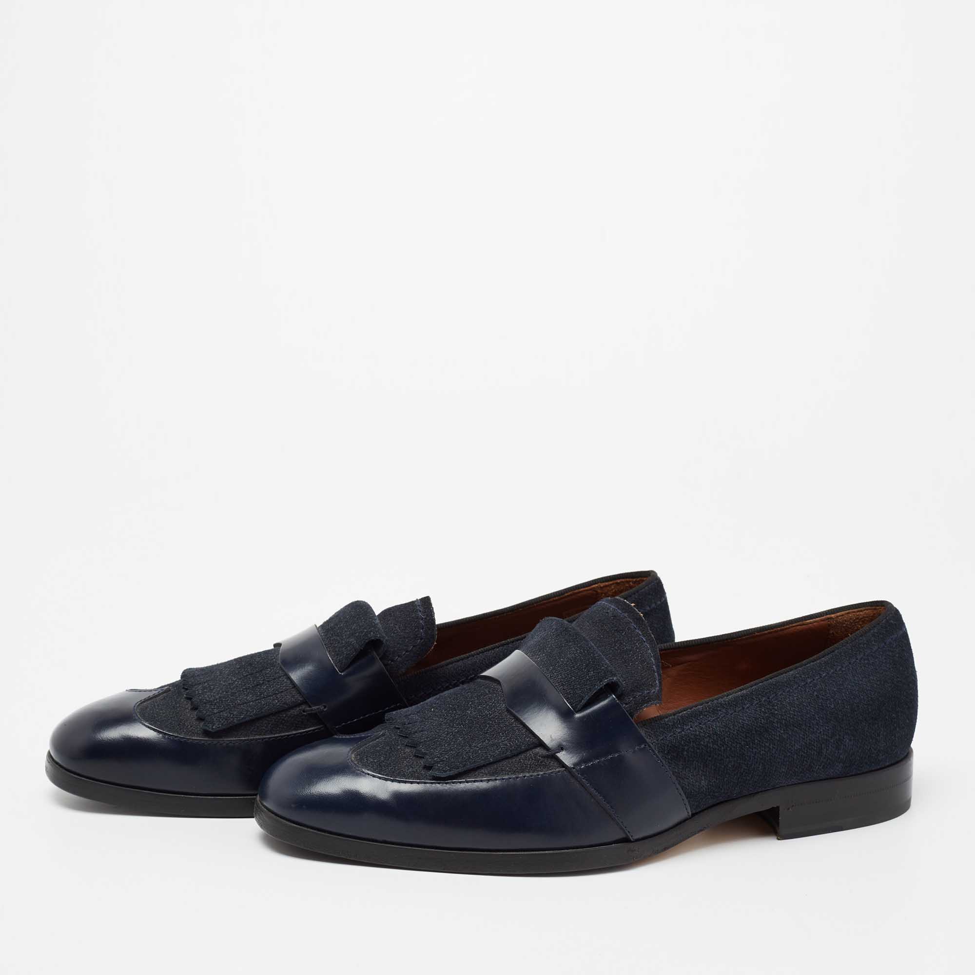 

Jimmy Choo Navy Blue Leather and Denim Loafers Size
