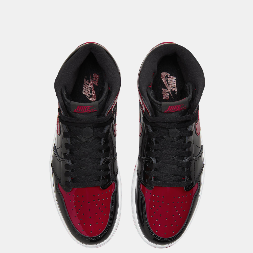 

Jordan 1 Patent Bred US 9.5 (EU, Multicolor