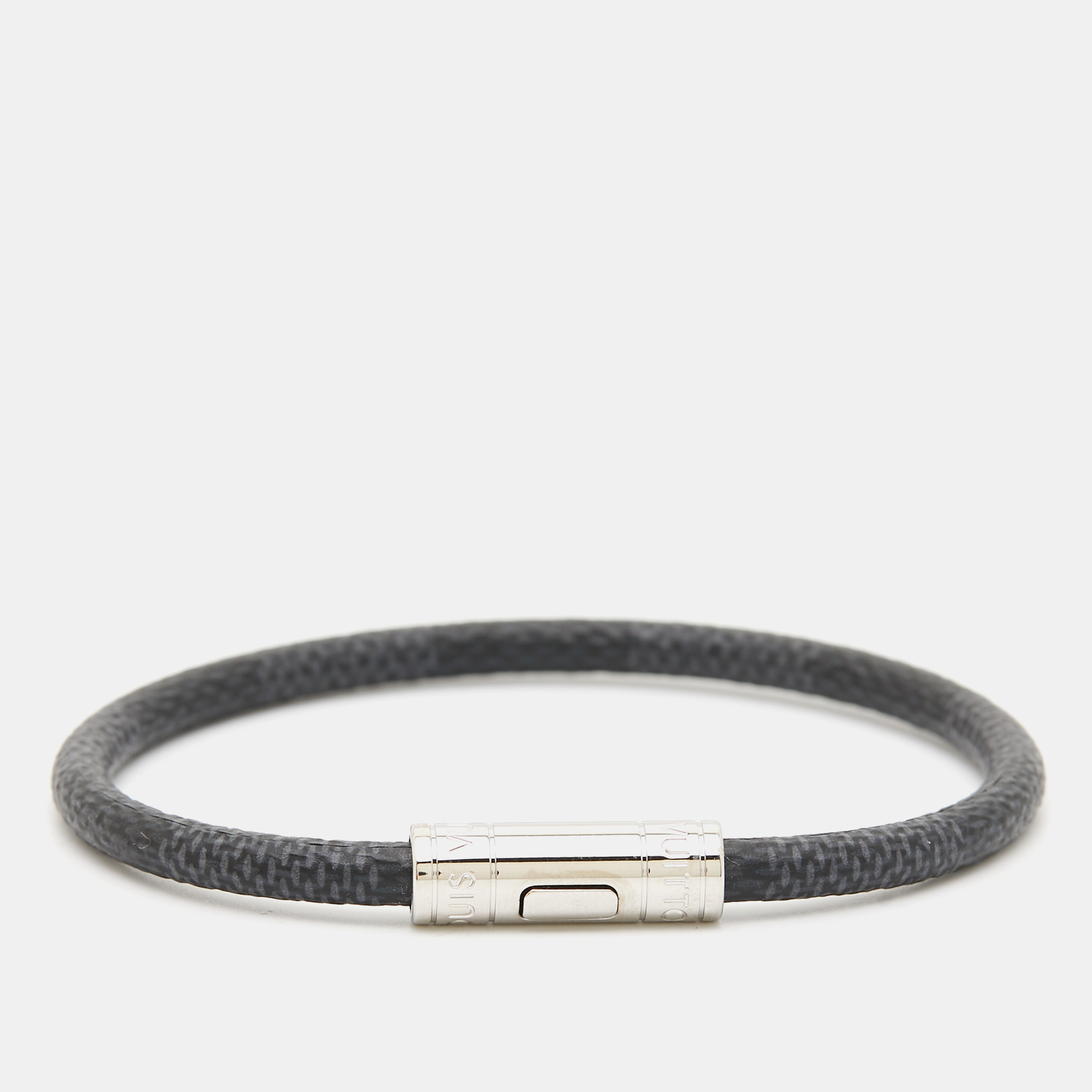 

Louis Vuitton Keep It Bracelet Damier Graphite Canvas Silver Tone Bracelet