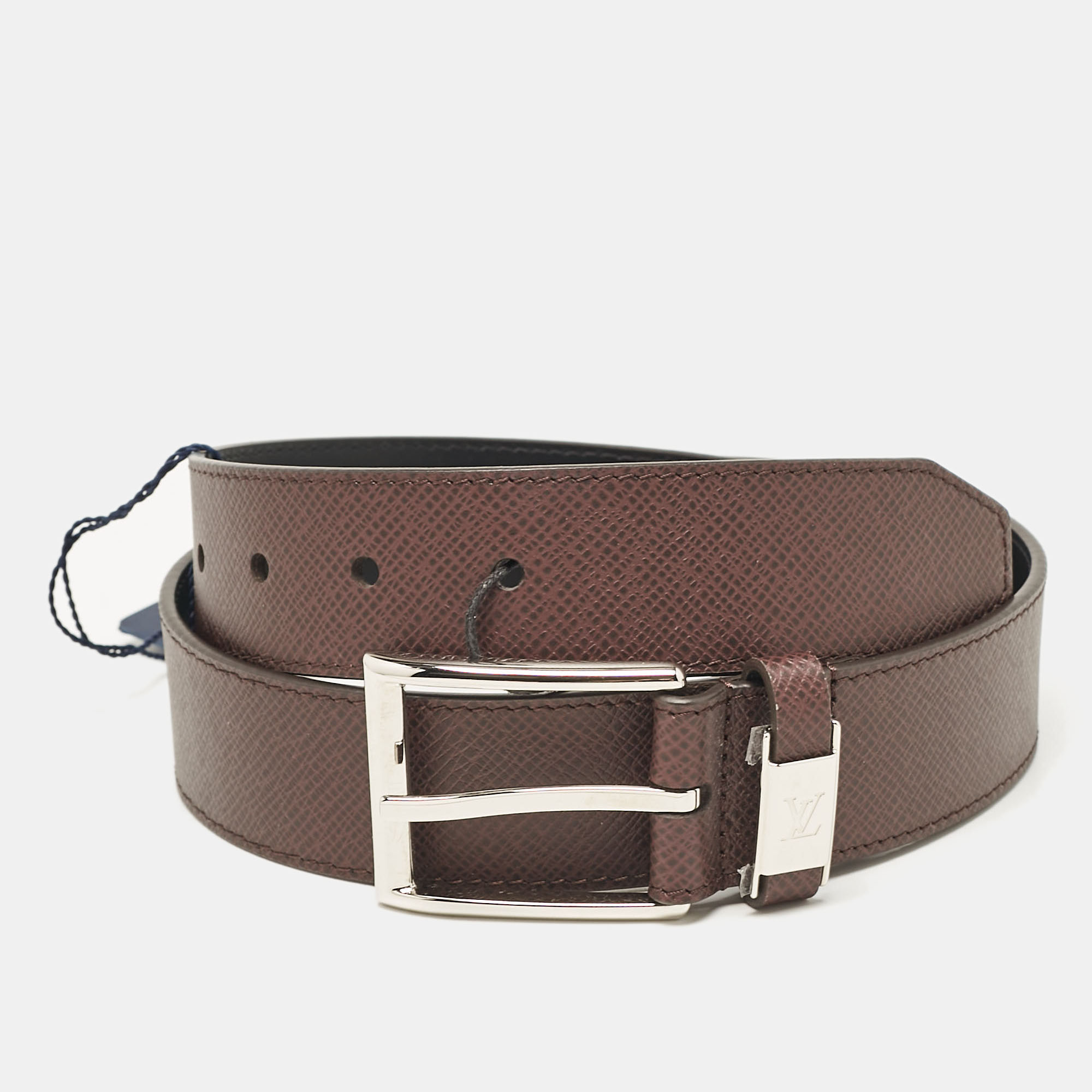 

Louis Vuitton Brown Taiga Leather LV City Pin Buckle Belt