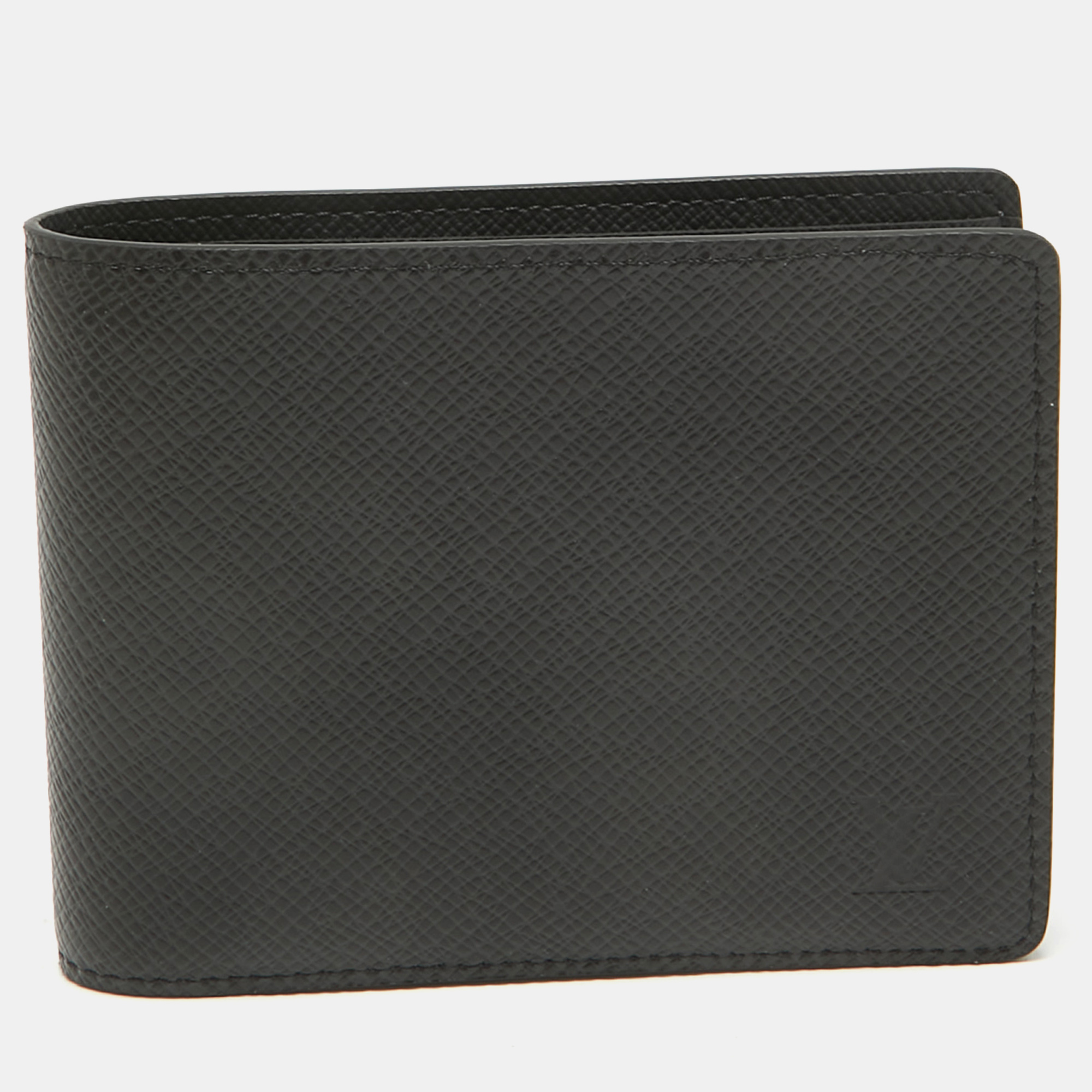 

Louis Vuitton Black Taiga Leather Multiple Wallet