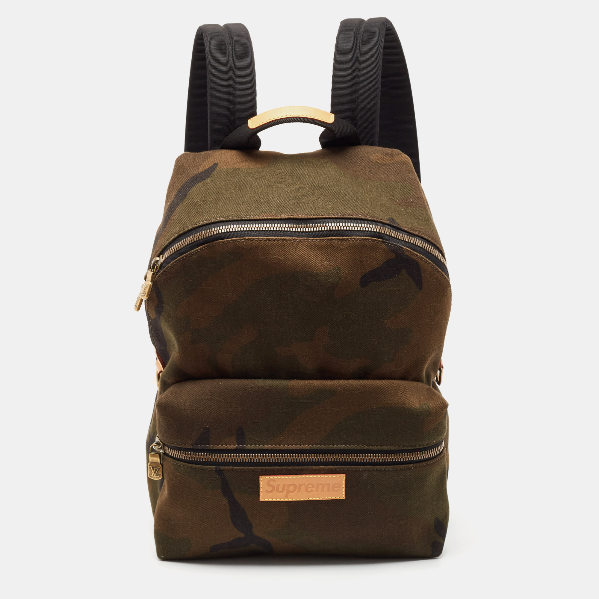 

Louis Vuitton x Supreme Monogram Camouflage Apollo Backpack, Green