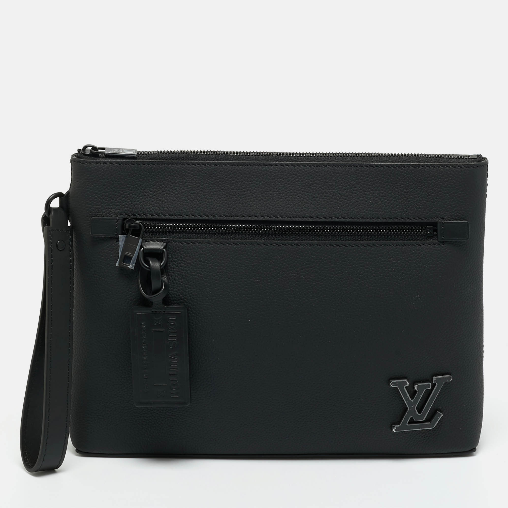 

Louis Vuitton Black Leather Aerogram Takeoff Pouch