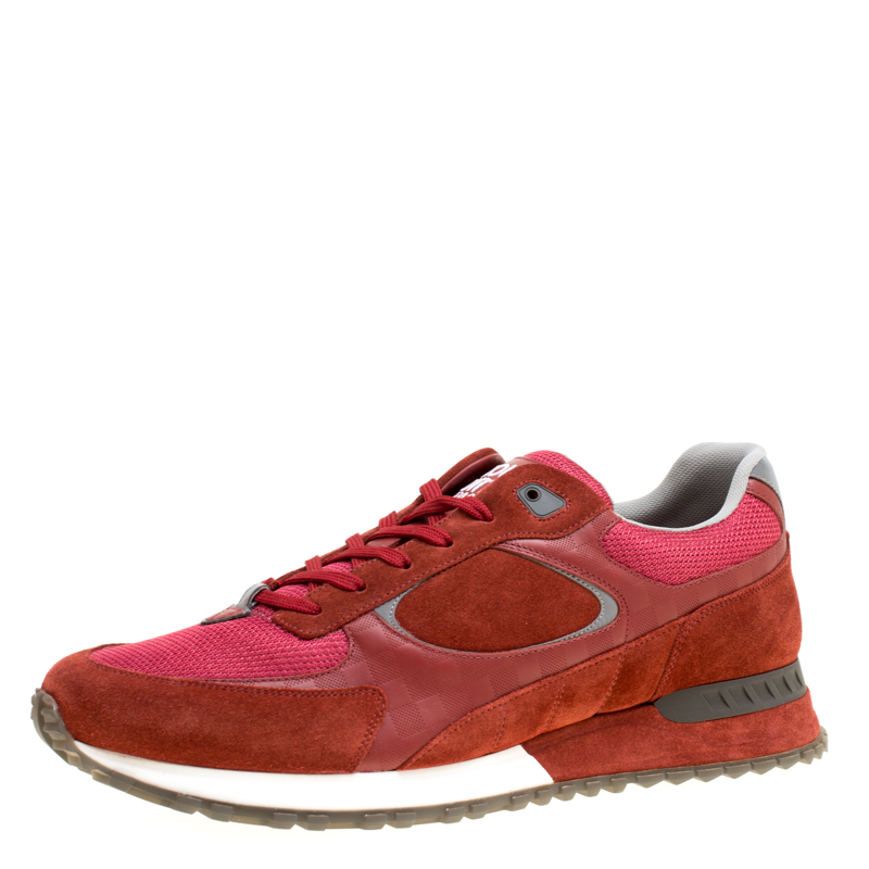 حذاء رياضي لوي فيتون أربطة شبك وسويدي بني محمر مقاس 42.5