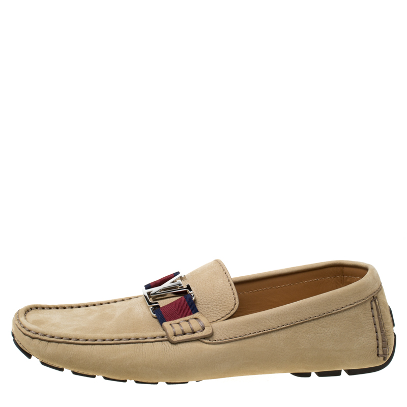 

Louis Vuitton Beige Suede Monte Carlo Loafers Size
