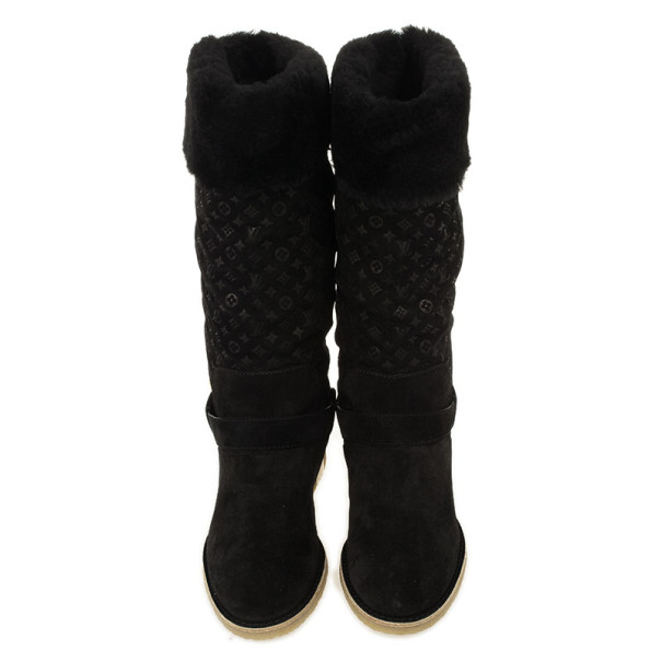Fabric boots Louis Vuitton Black size 39 EU in Cloth - 35322131