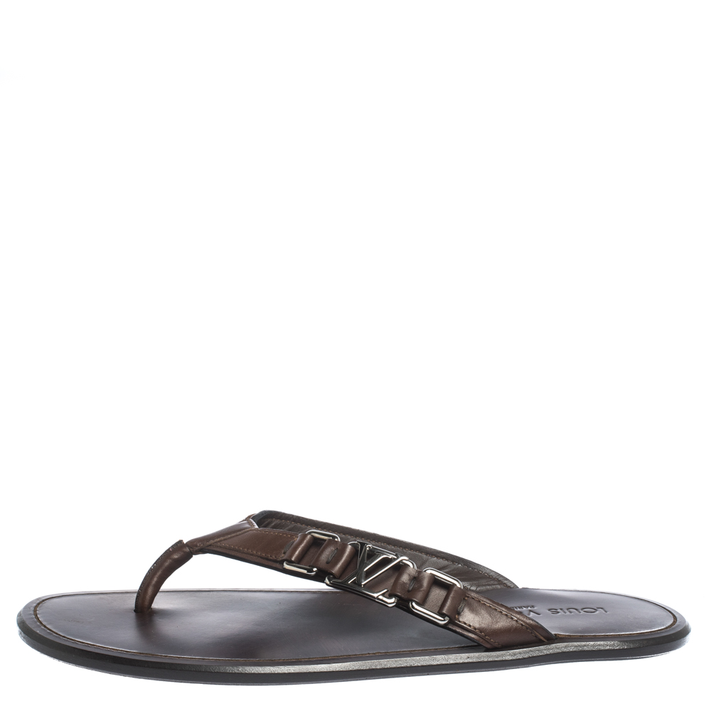 LOUIS VUITTON Black Men's Hamptons Thong Flip Flops Size 8