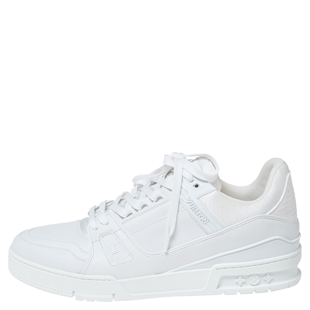 

Louis Vuitton White Leather LV Trainer Sneakers Size