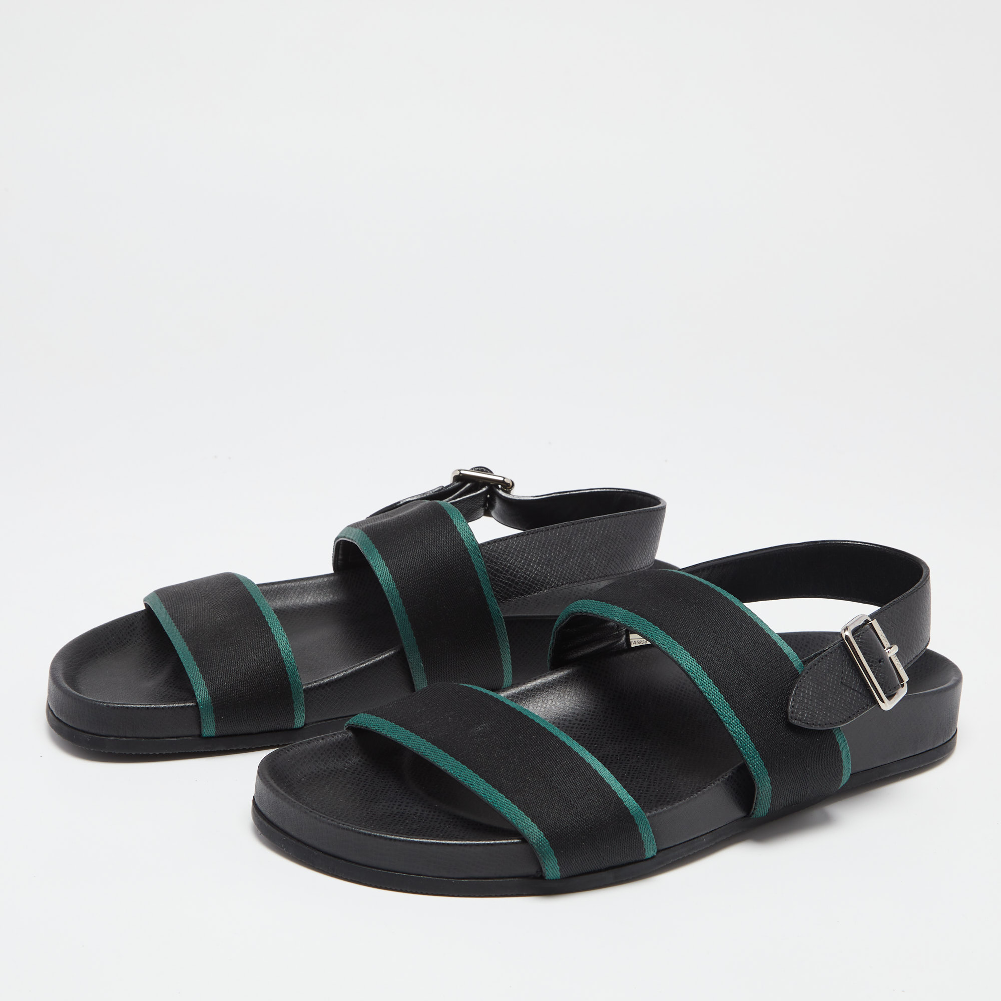 

Louis Vuitton Black/Green Leather and Canvas Mirabeau Flat Sandals Size