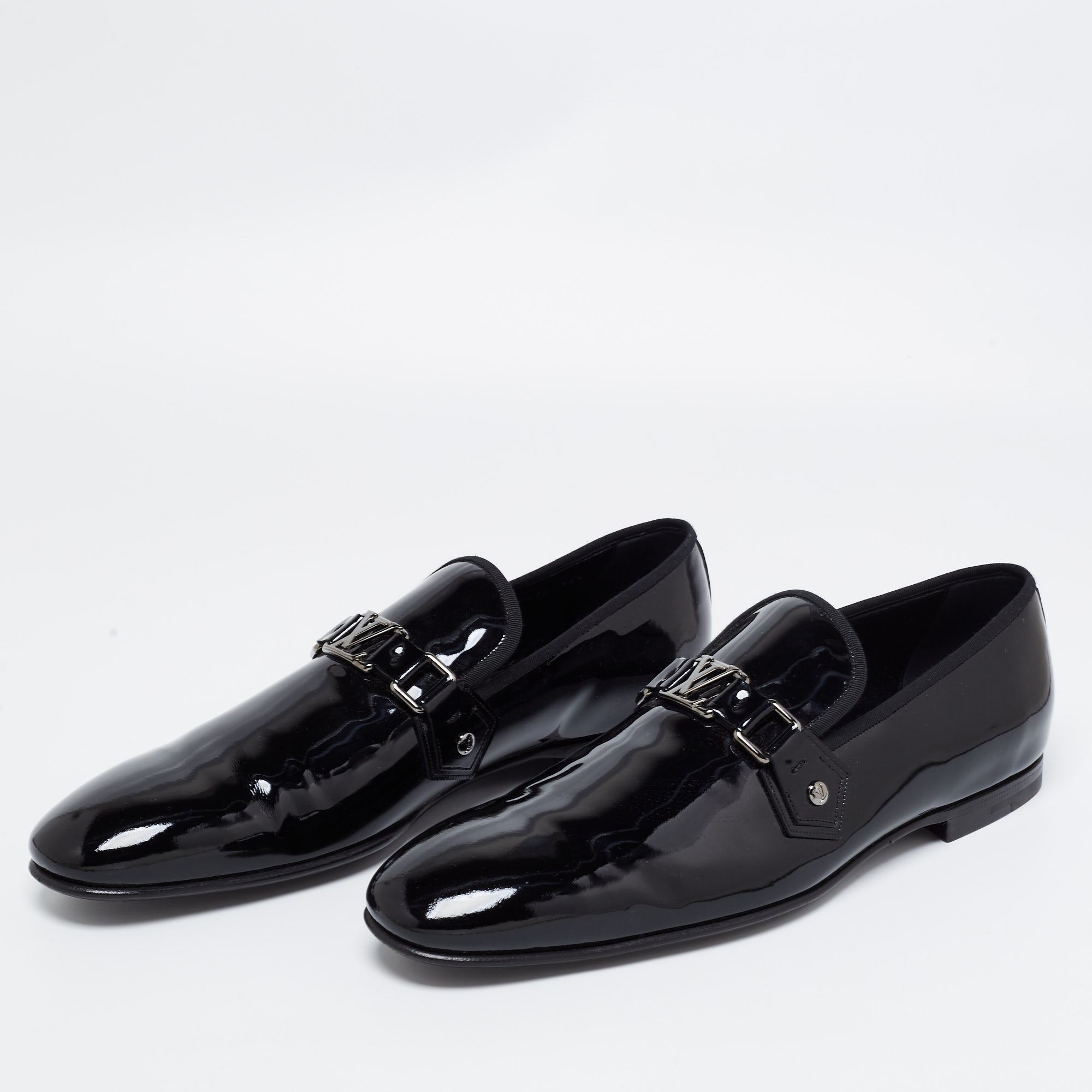 

Louis Vuitton Black Patent Leather Hockenheim Slip On Loafers Size
