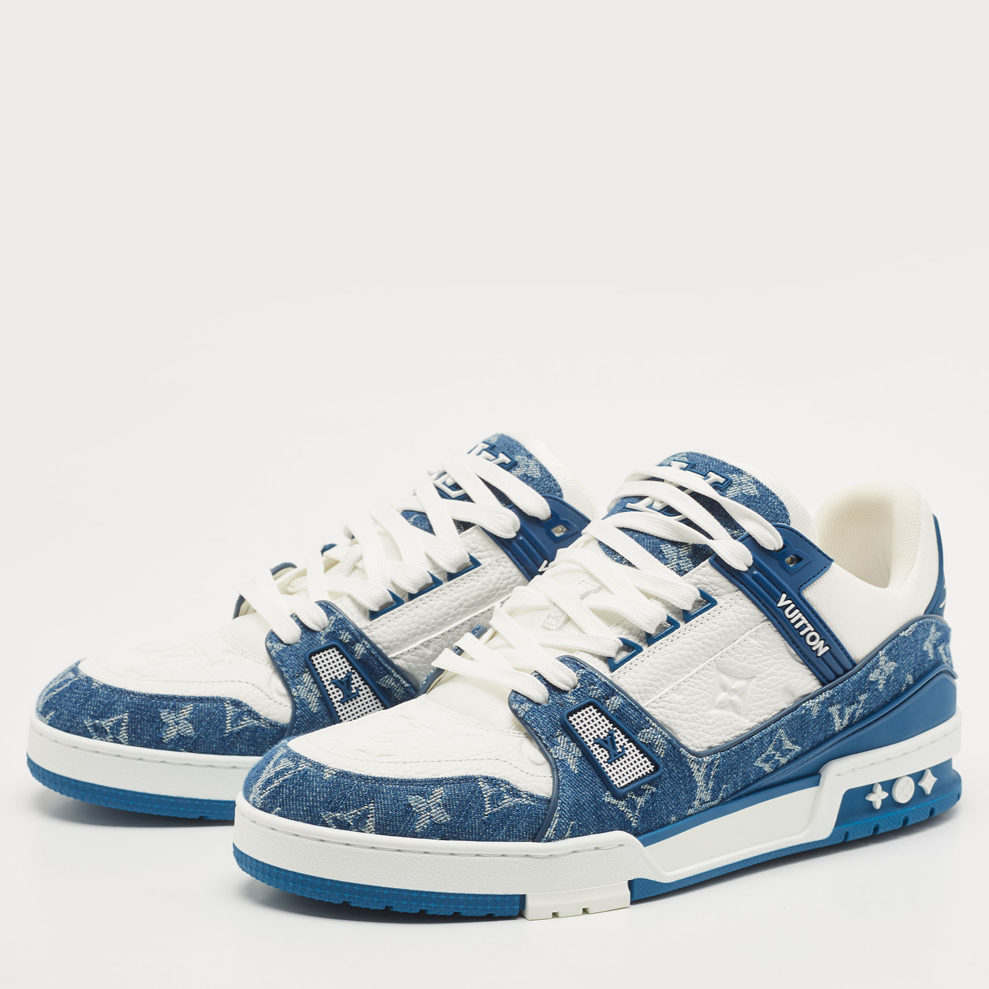 

Louis Vuitton Blue/White Leather and Denim LV Trainer Sneakers Size