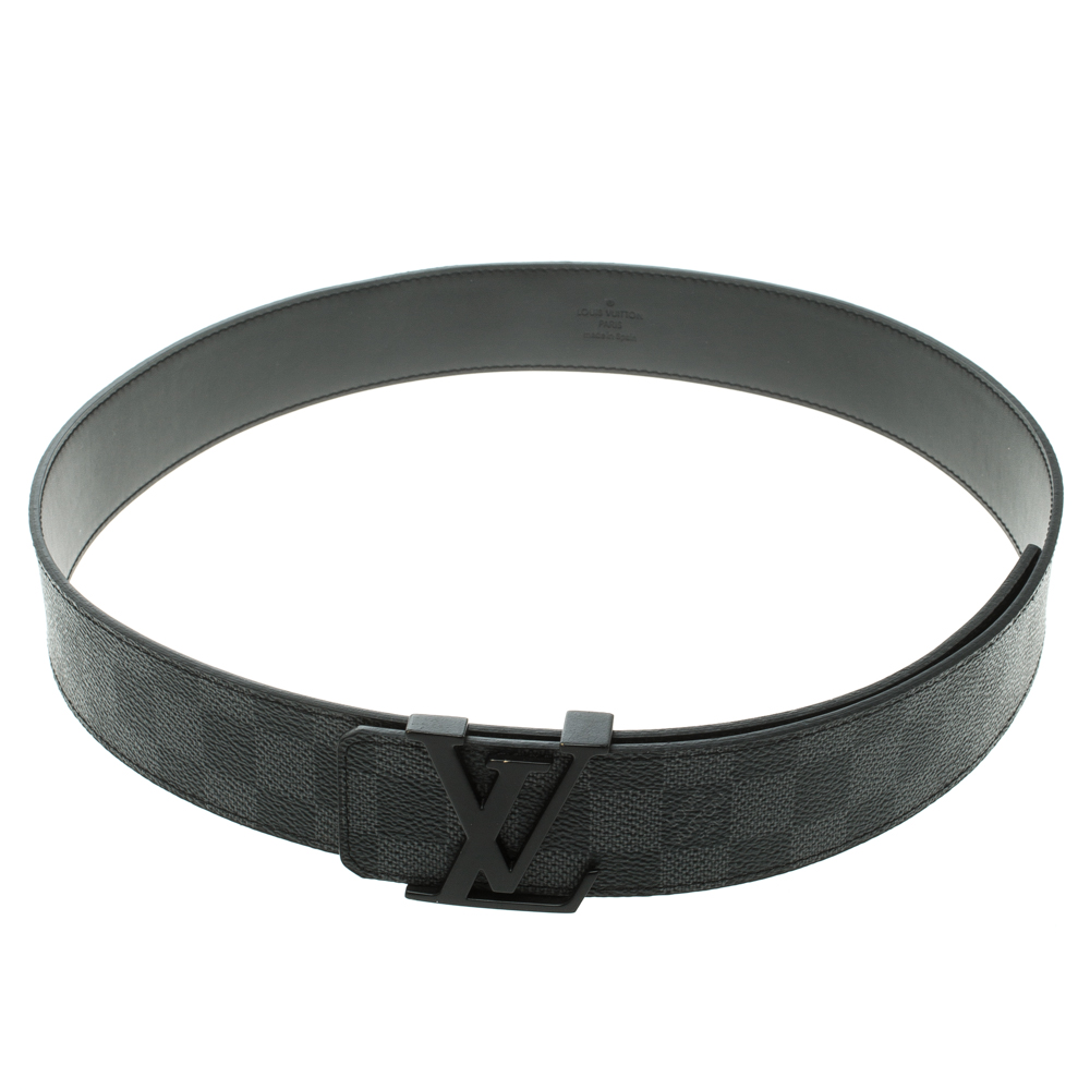 مملوكة مسبقًا Louis Vuitton Damier Graphite Canvas Initials Belt 95cm