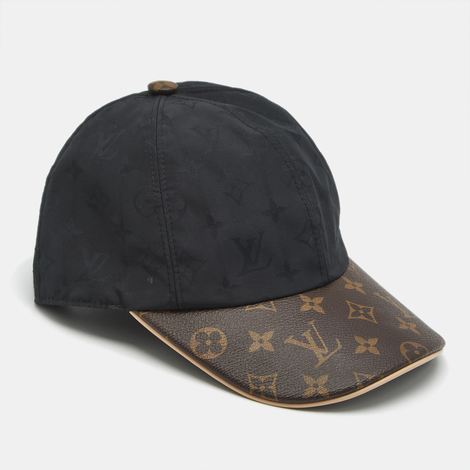 

Louis Vuitton Black Monogram Synthetic and Leather Cap M