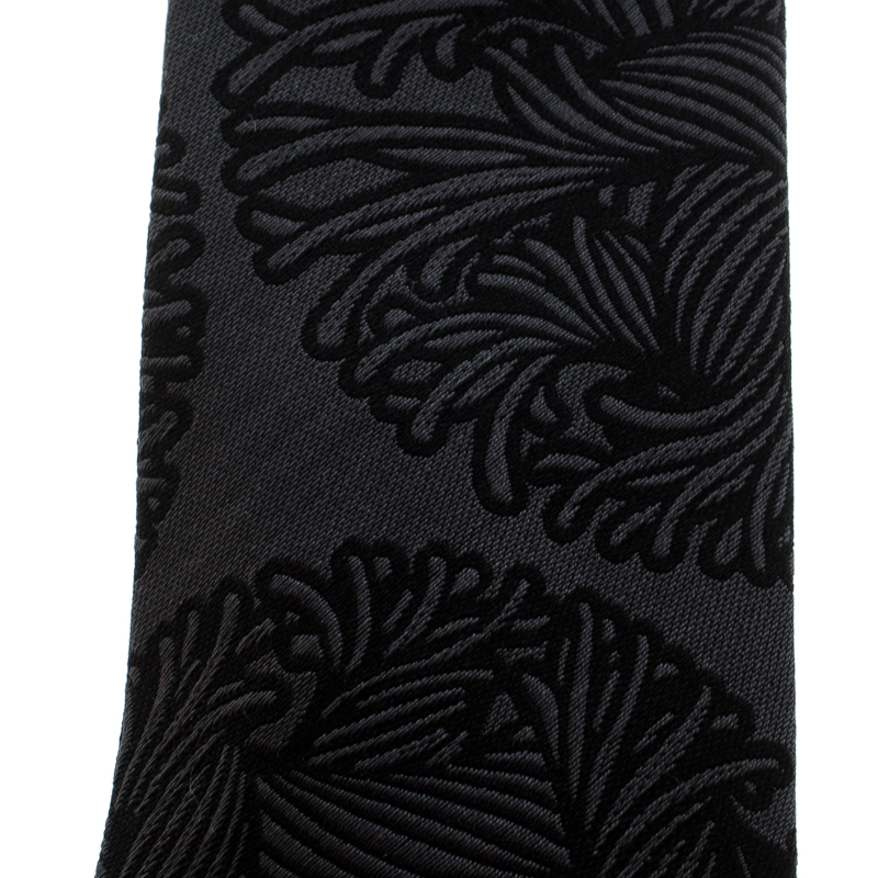 

Louis Vuitton Grey and Black Nemeth Rope Patterned Jacquard Cotton and Silk Skinny Tie