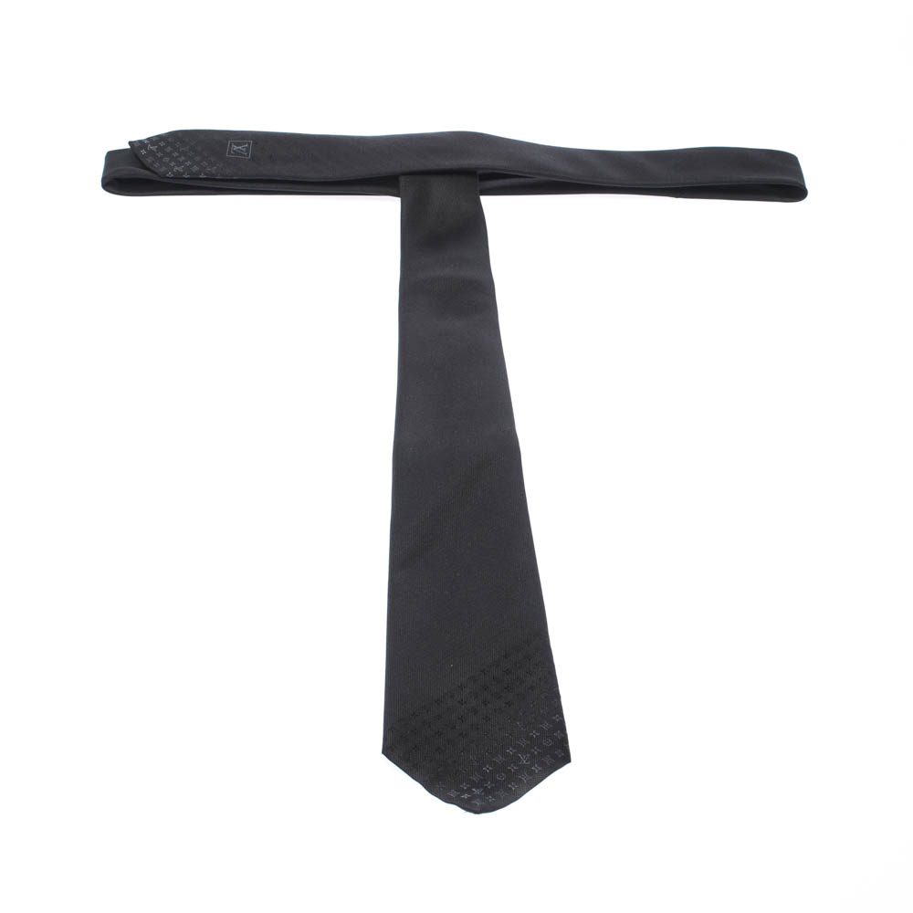 lv skinny tie