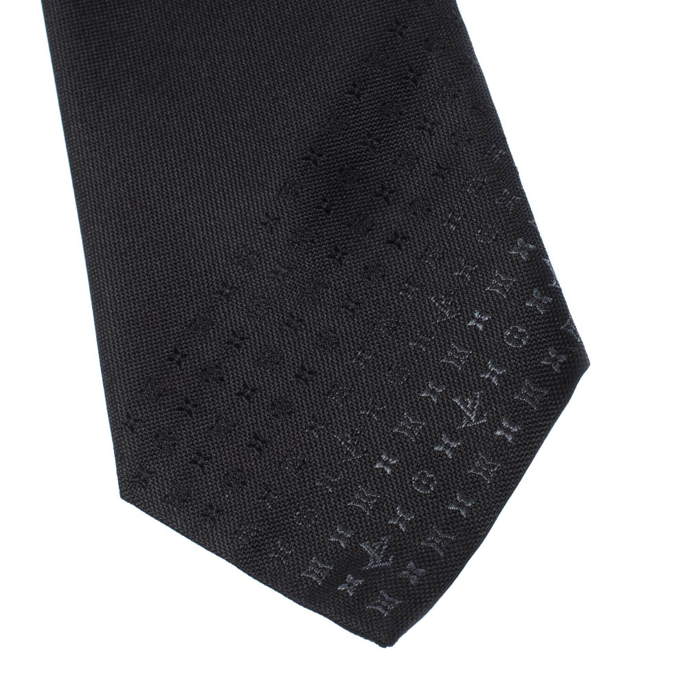 Louis Vuitton 2019 LV Rainbow Skinny Silk Tie w/ Tags - Black Ties, Suiting  Accessories - LOU317760
