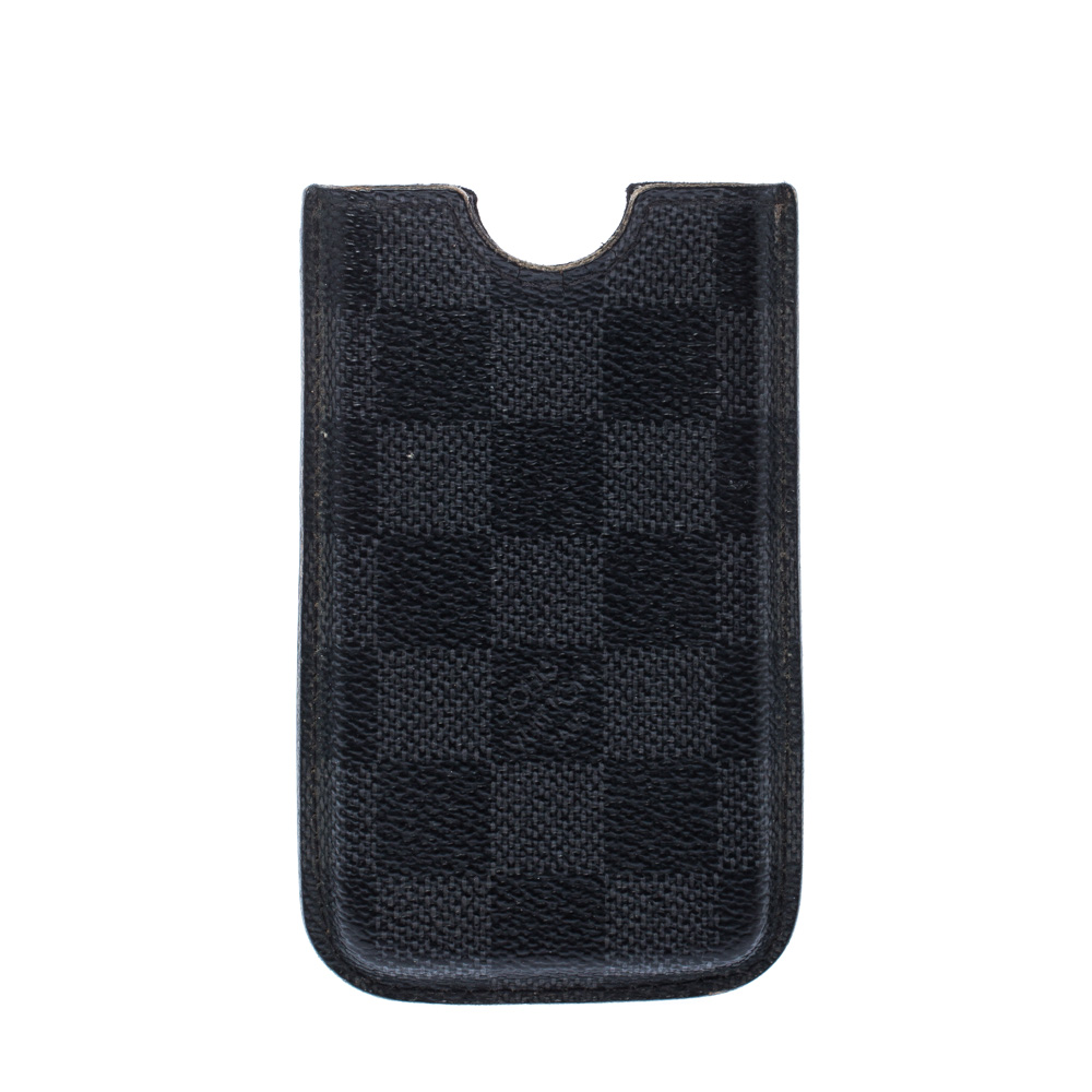 Pre-owned Louis Vuitton Damier Graphite Canvas Iphone 4 Cover In Black