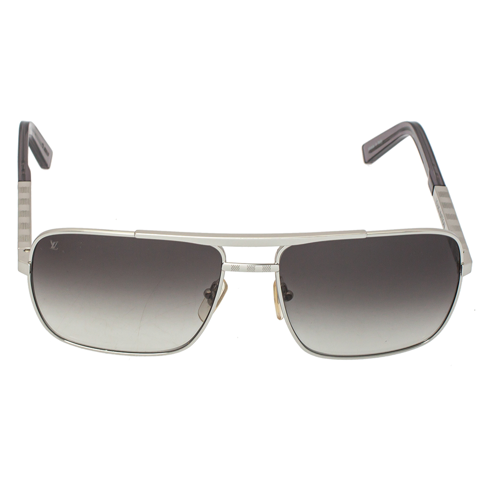 

Louis Vuitton Silver Damier Engraved / Grey Gradient Z0260U Attitude Pilot Sunglasses