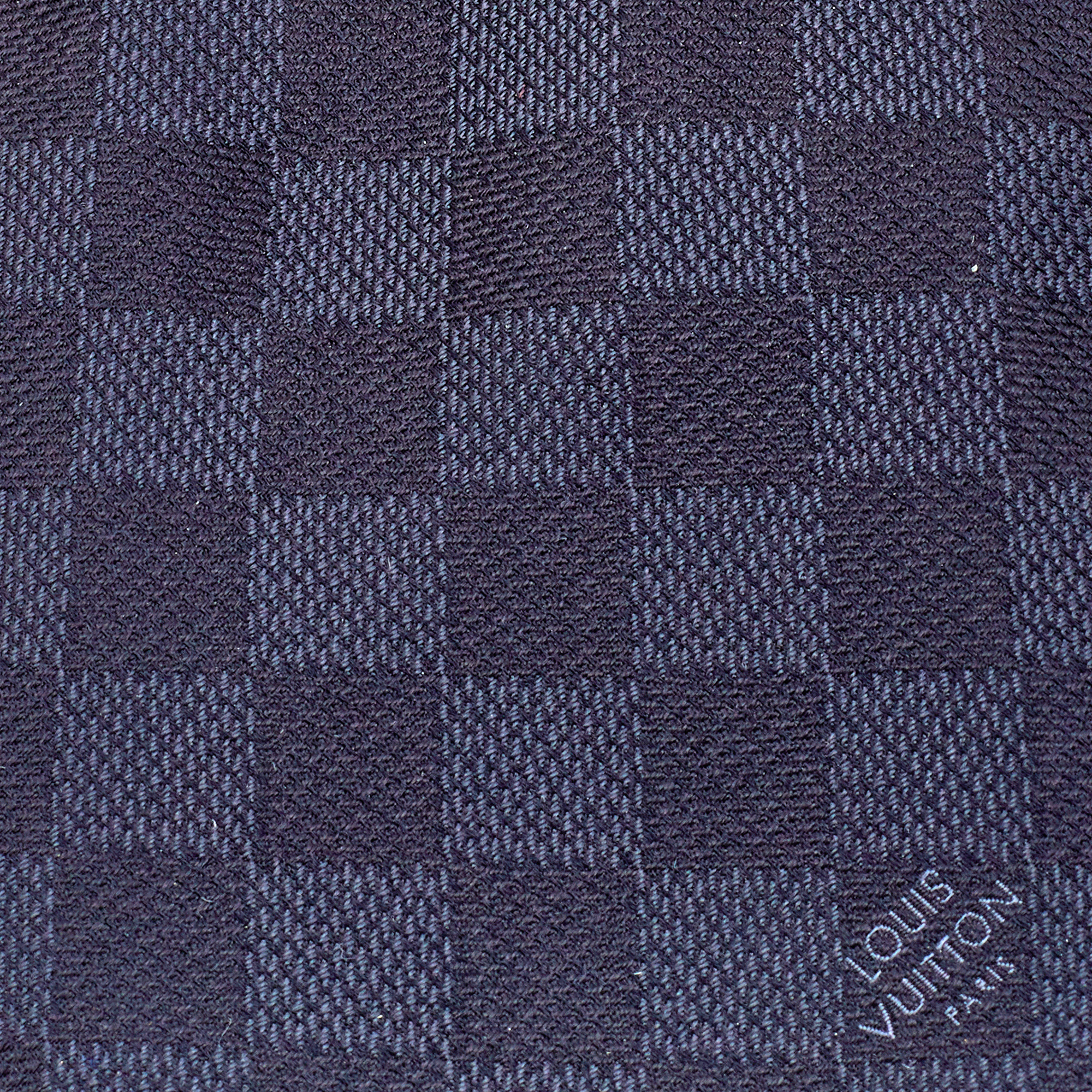 

Louis Vuitton Black Damier Ebene Pattern Silk Tie