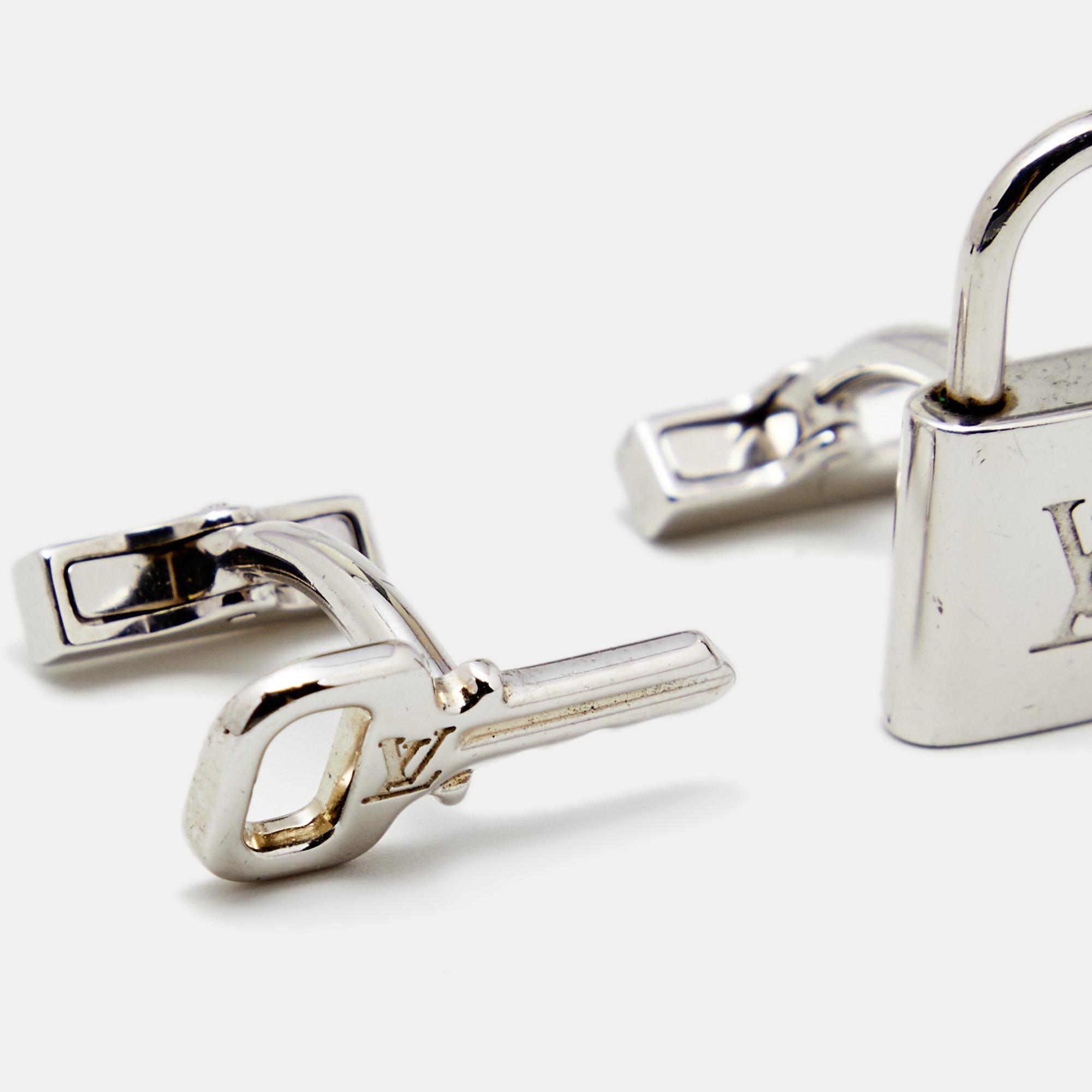 

Louis Vuitton Lock Key Sterling Silver Cufflinks