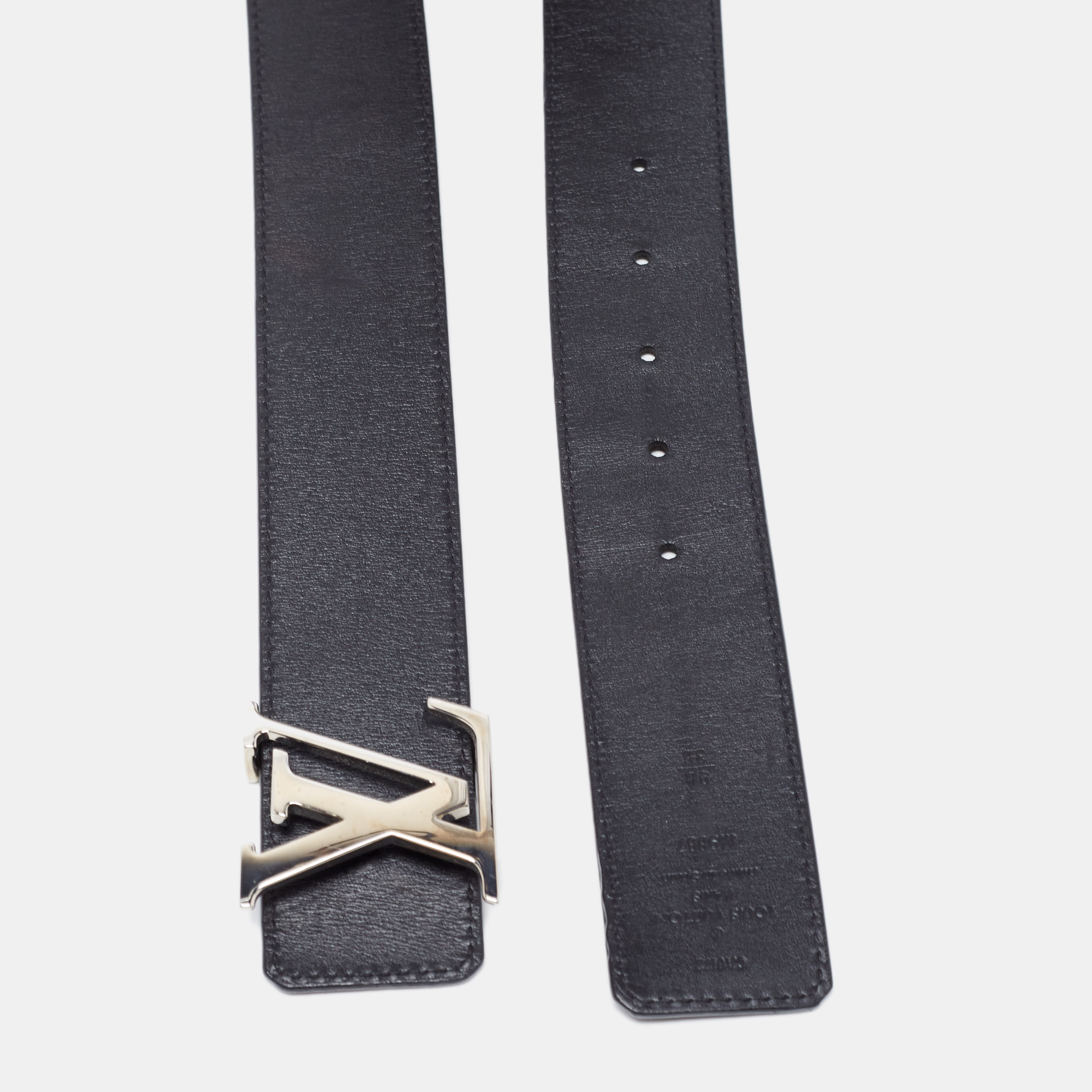

Louis Vuitton Black/Dark Brown Leather LV Initiales Reversible Belt