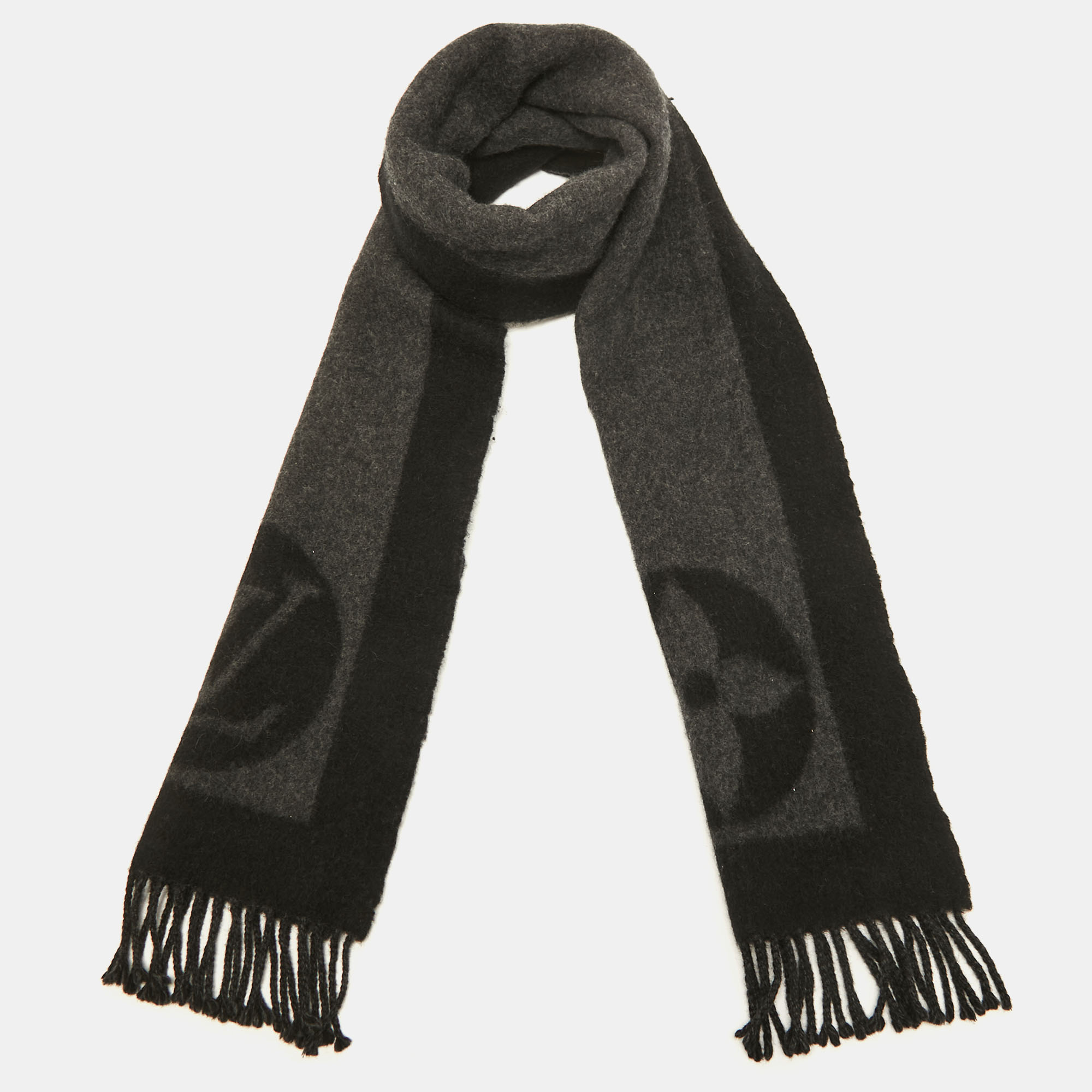 

Louis Vuitton Black/Grey Monogram Cardiff Wool & Angora Scarf