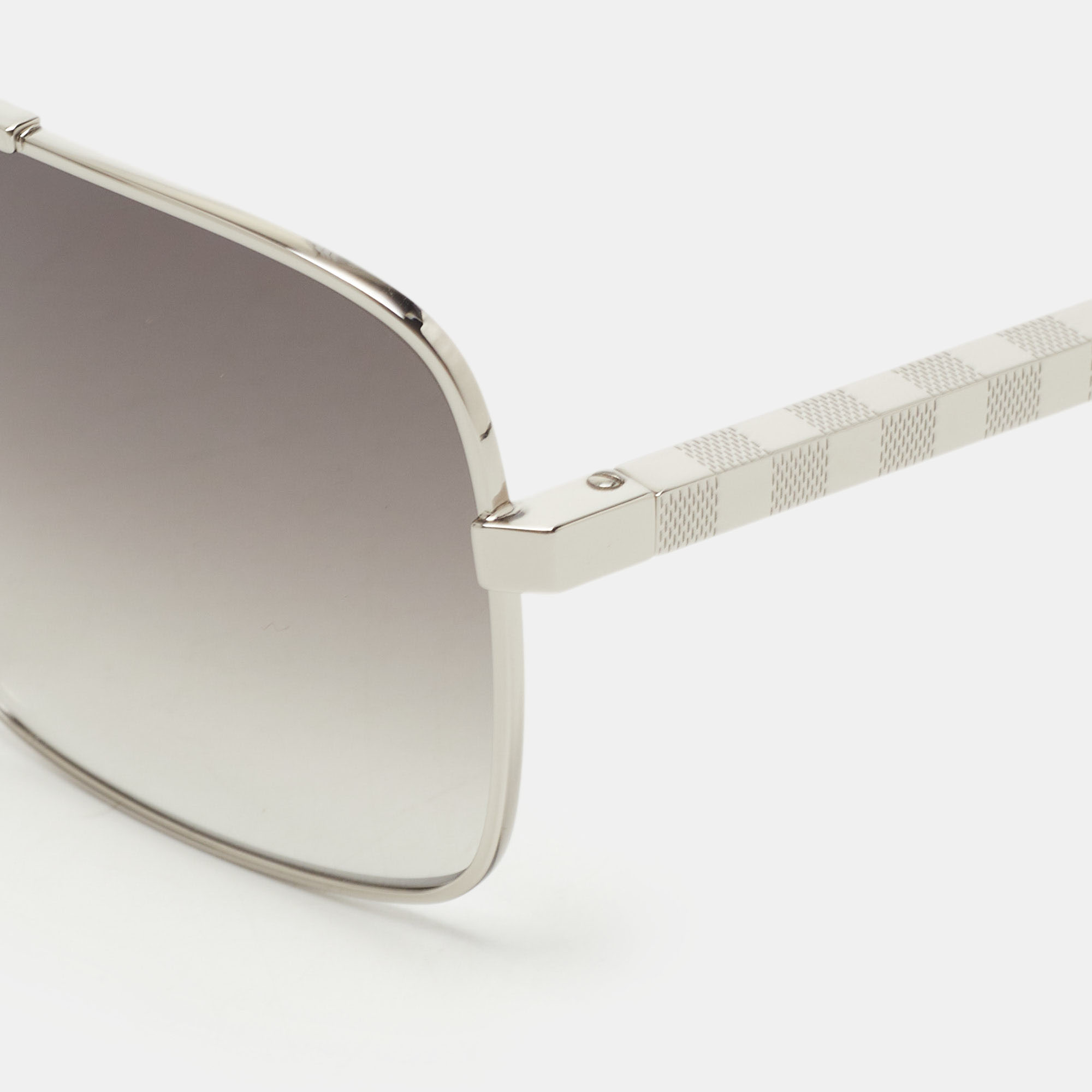 

Louis Vuitton Silver Z0260U Attitude Square Sunglasses