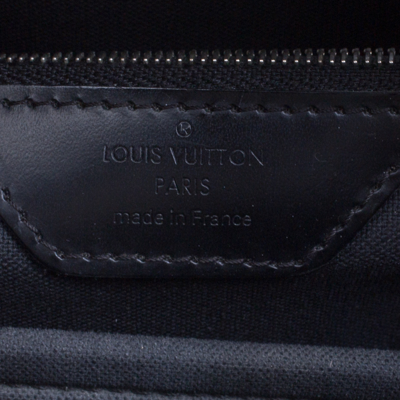 Louis Vuitton Porte de Voyage Documents Monogram Canvas – l'Étoile