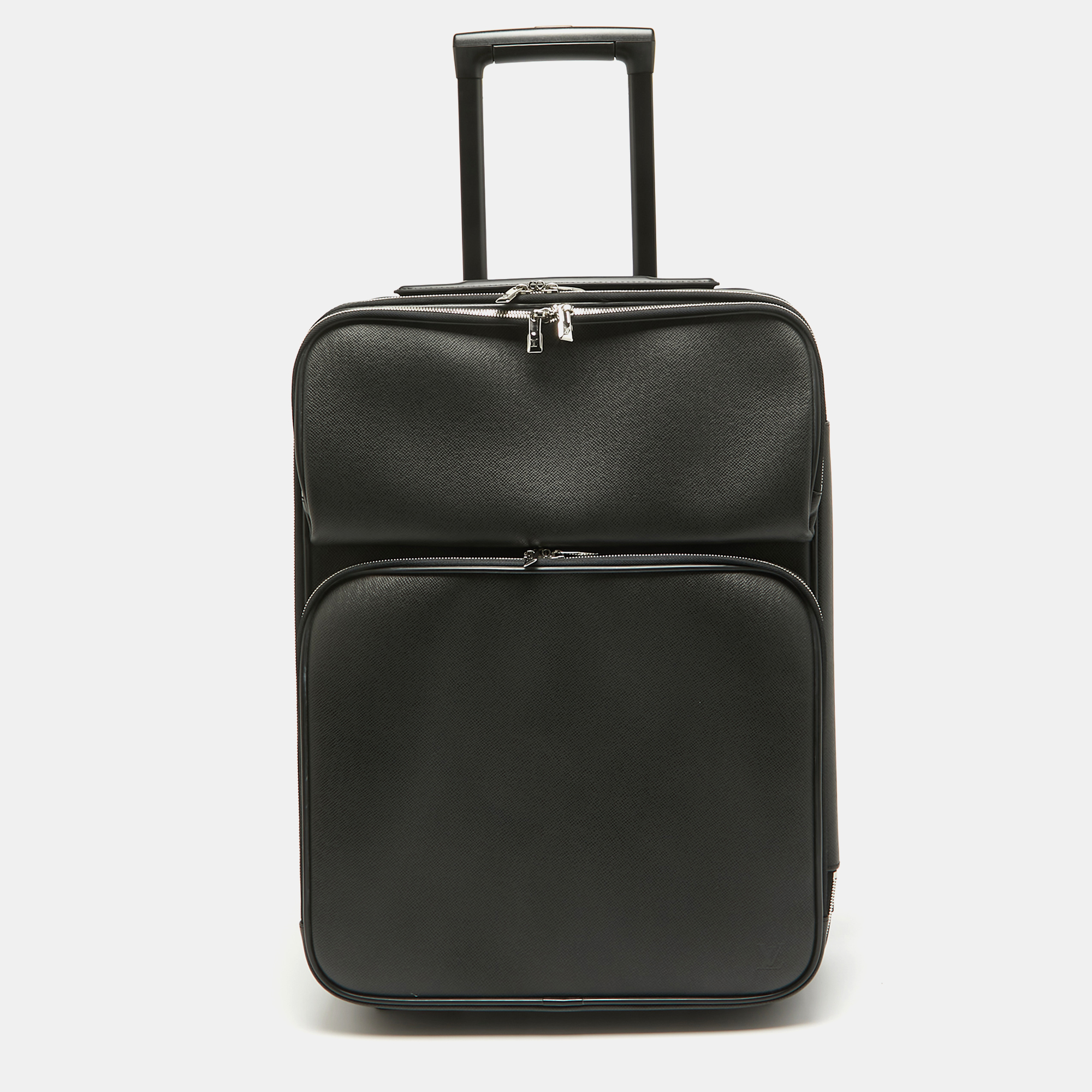 

Louis Vuitton Black Taiga Leather Pegase 55 Luggage