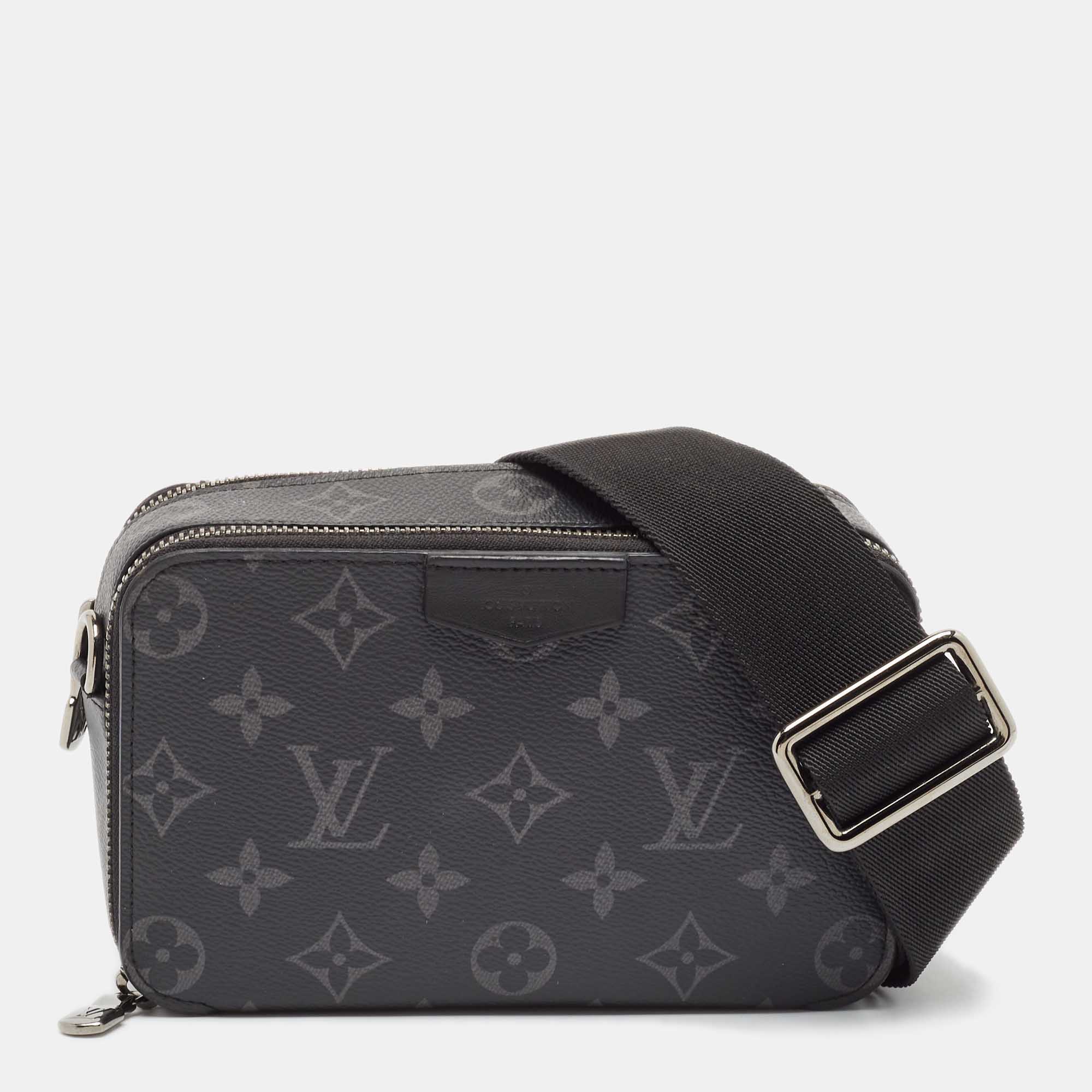 

Louis Vuitton Monogram Eclipse Alpha Wearable Wallet, Black