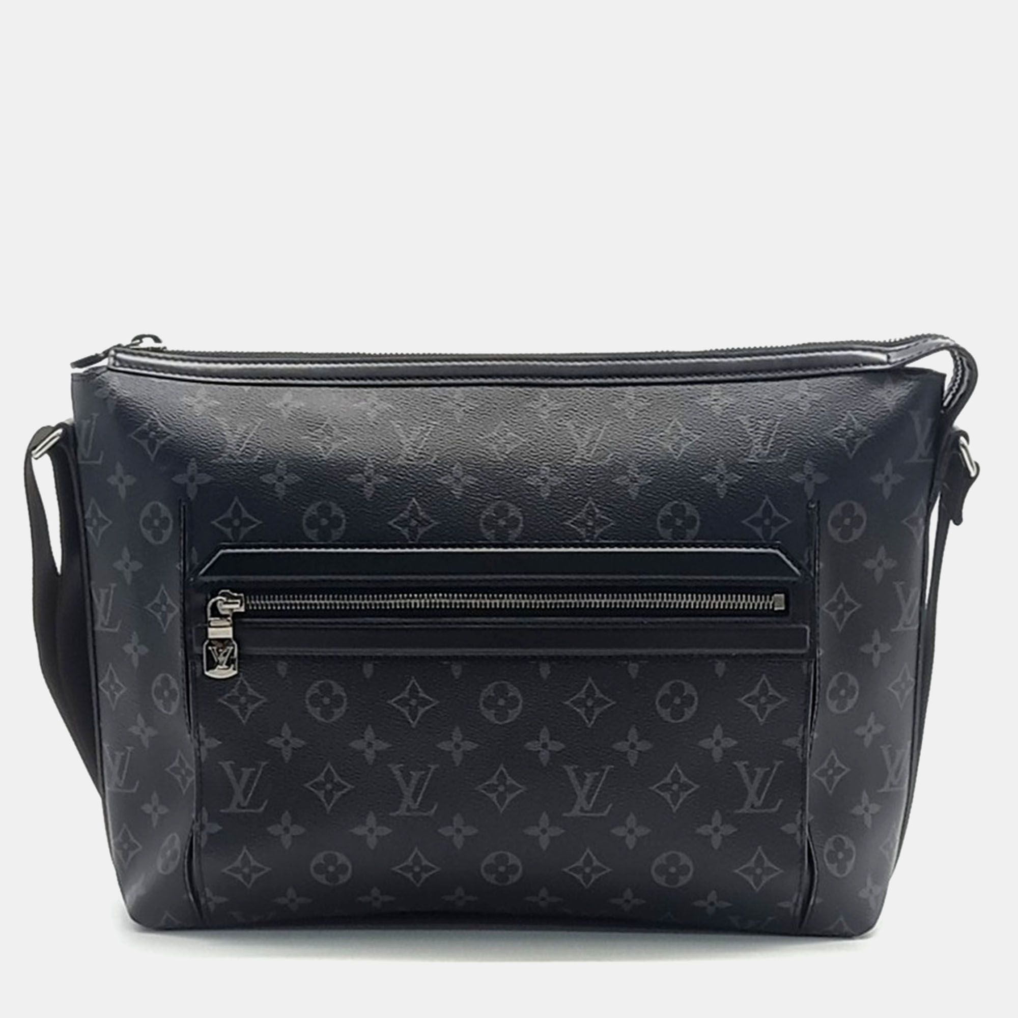 

Louis Vuitton Odyssey Messenger MM bag, Black