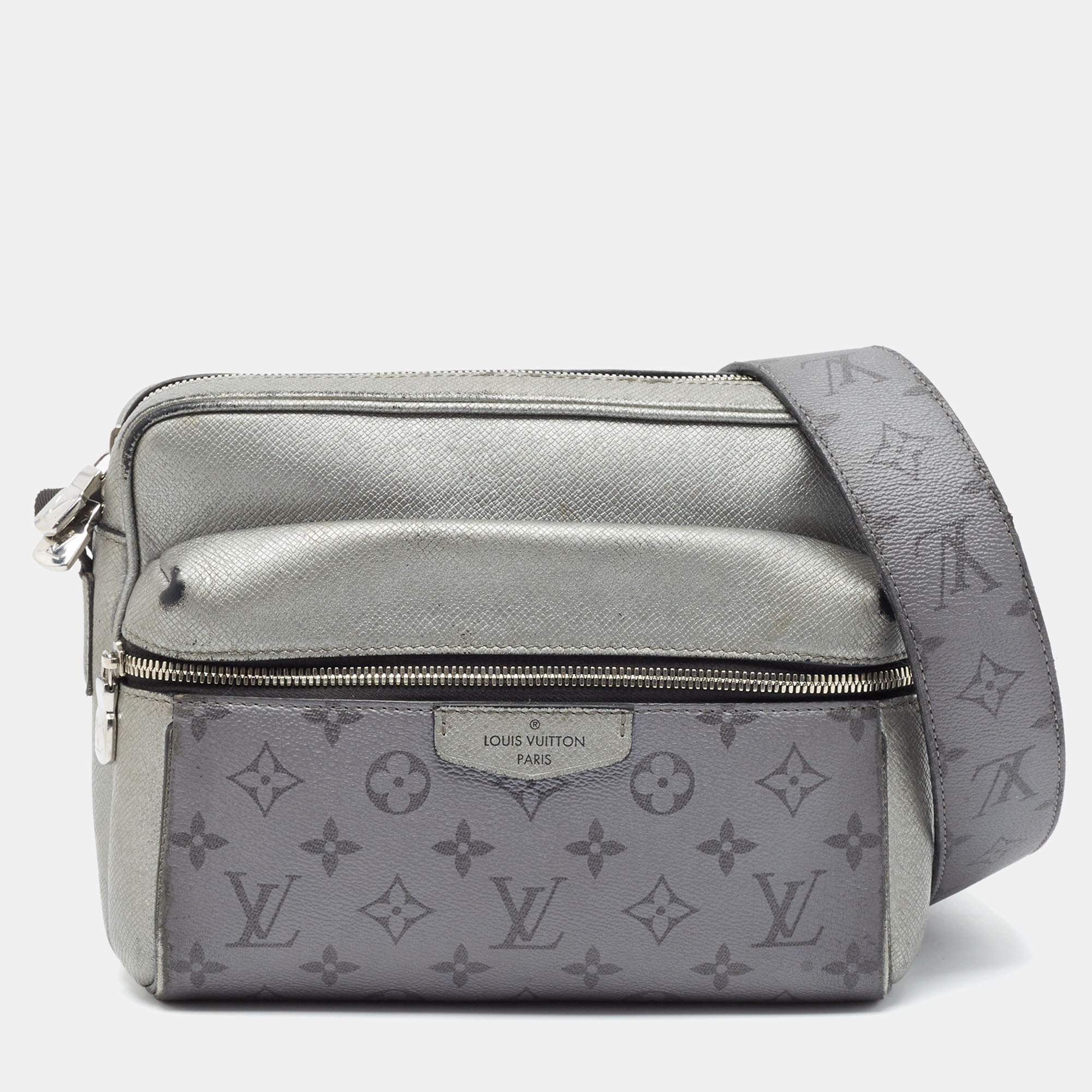 

Louis Vuitton Gunmetal Taigarama Canvas and Leather Outdoor Messenger Bag, Silver