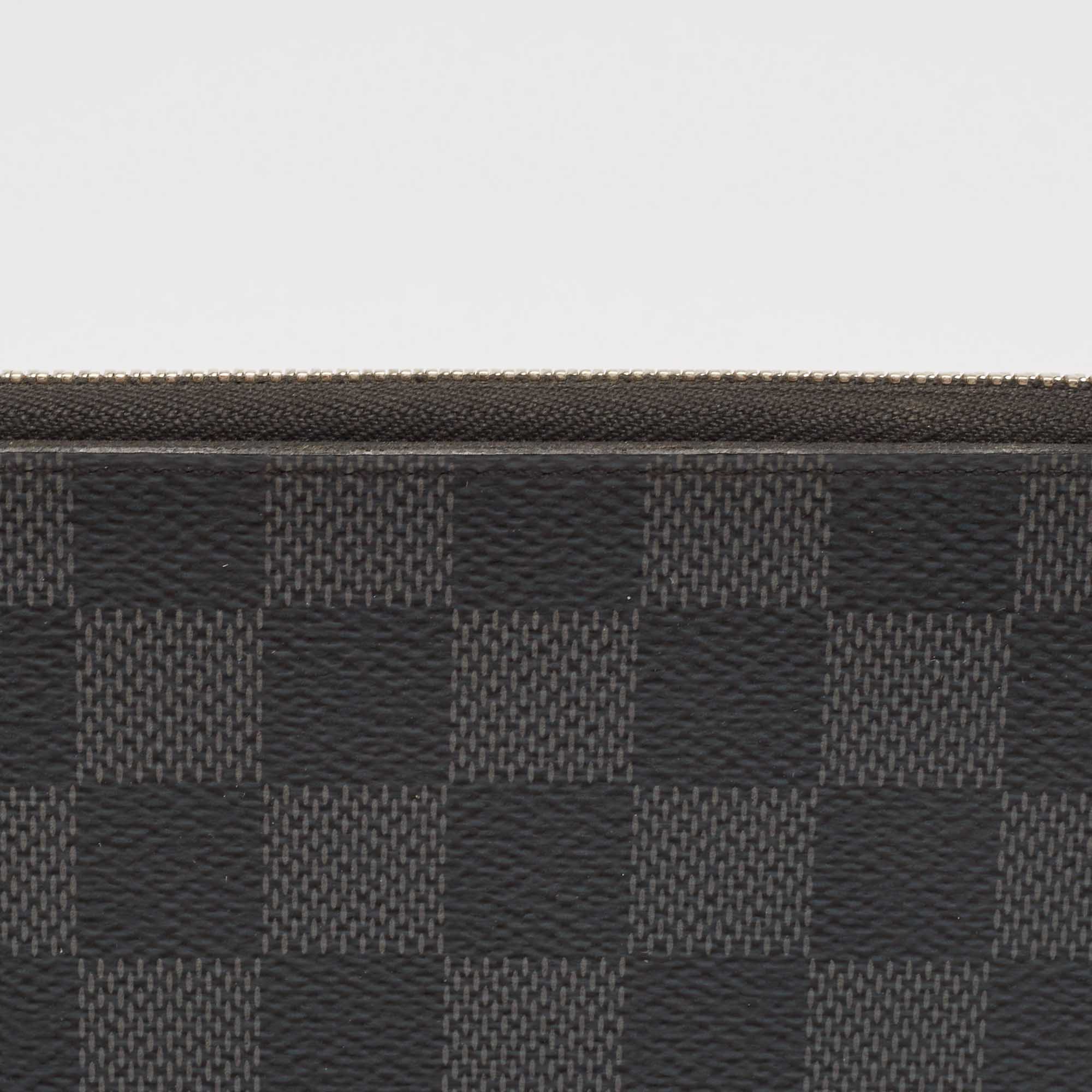 Louis Vuitton Damier Graphite Canvas Zippy Organizer Wallet 