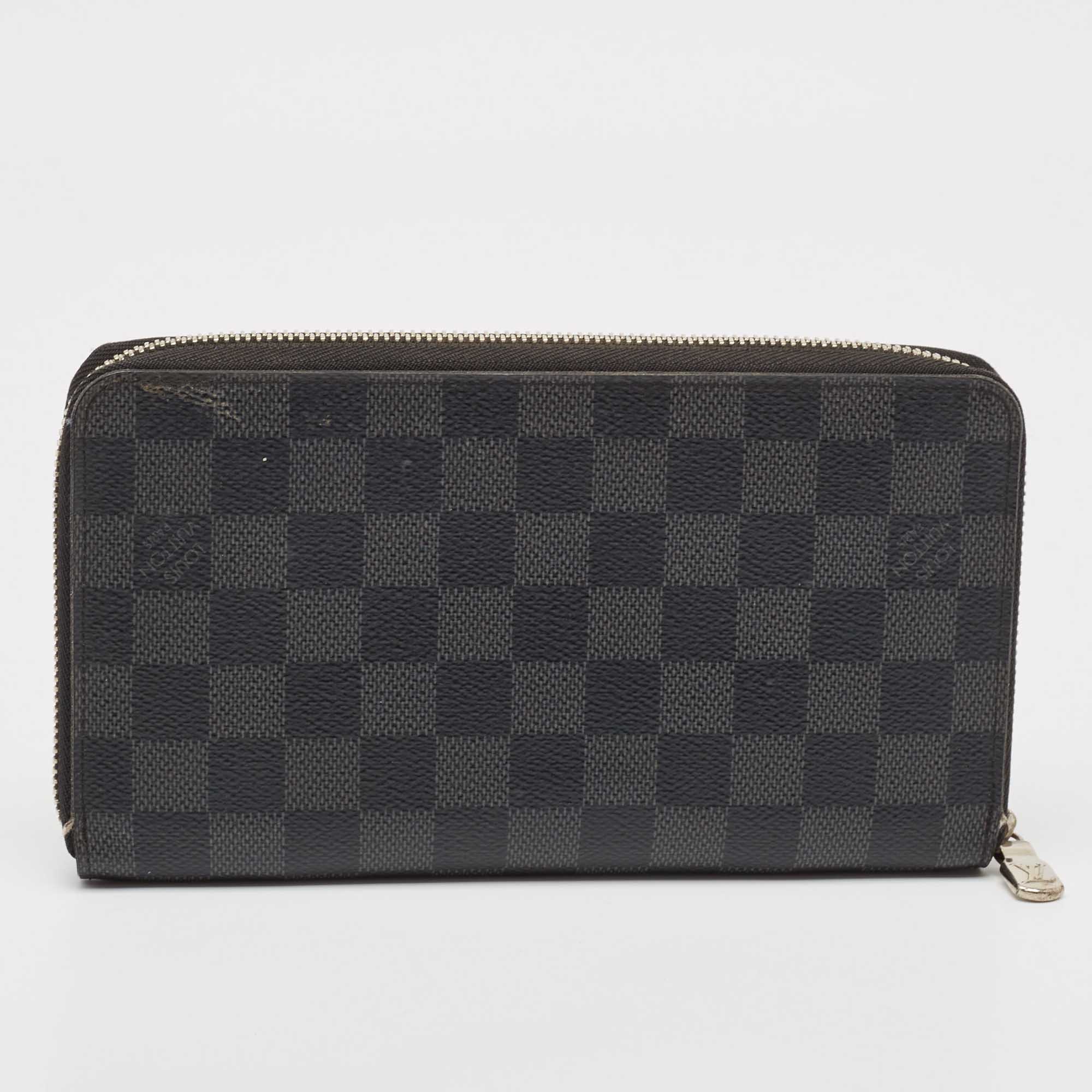 Louis Vuitton Damier Graphite Canvas Zippy Organizer Wallet 