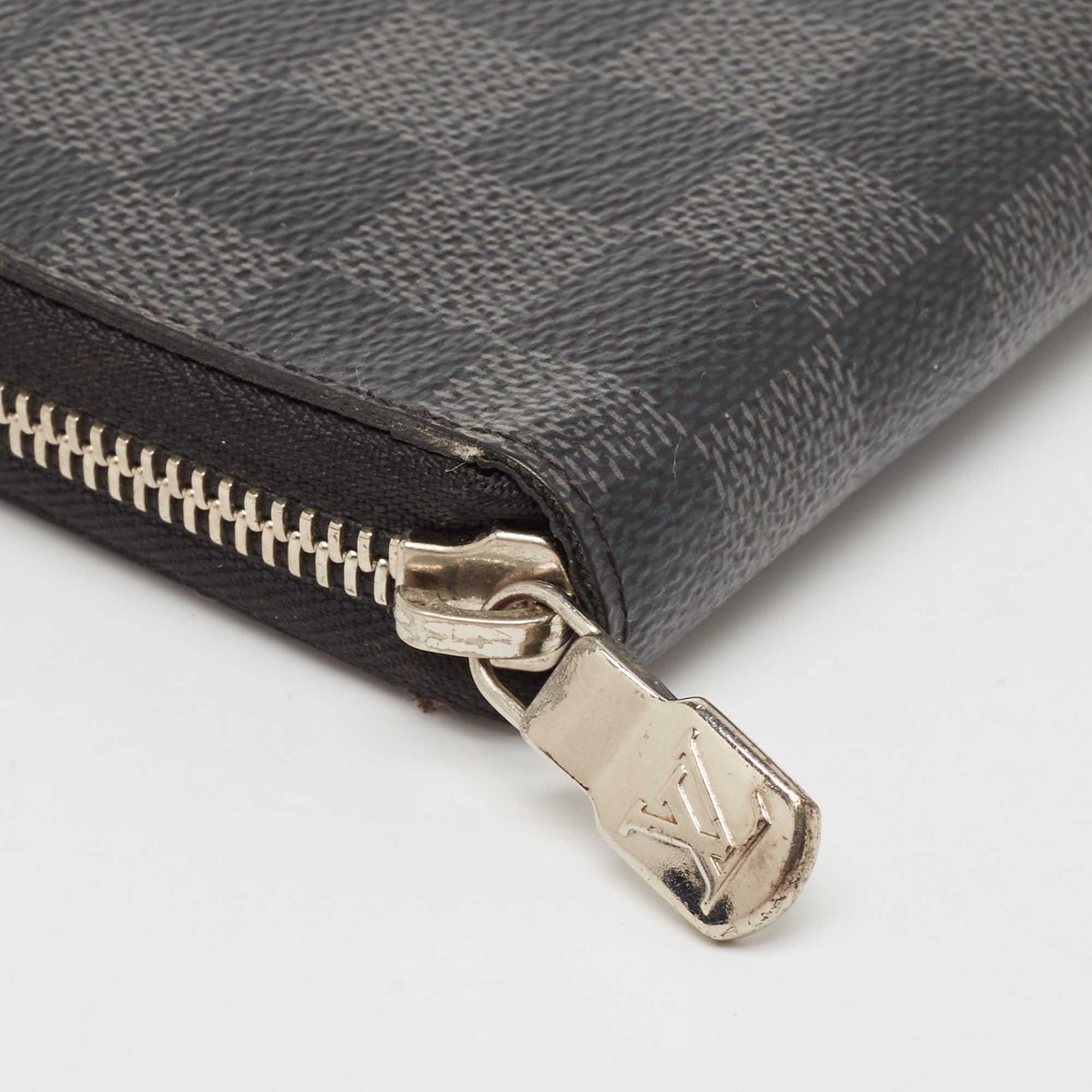 Louis Vuitton Damier Graphite Canvas Zippy Organizer Wallet 